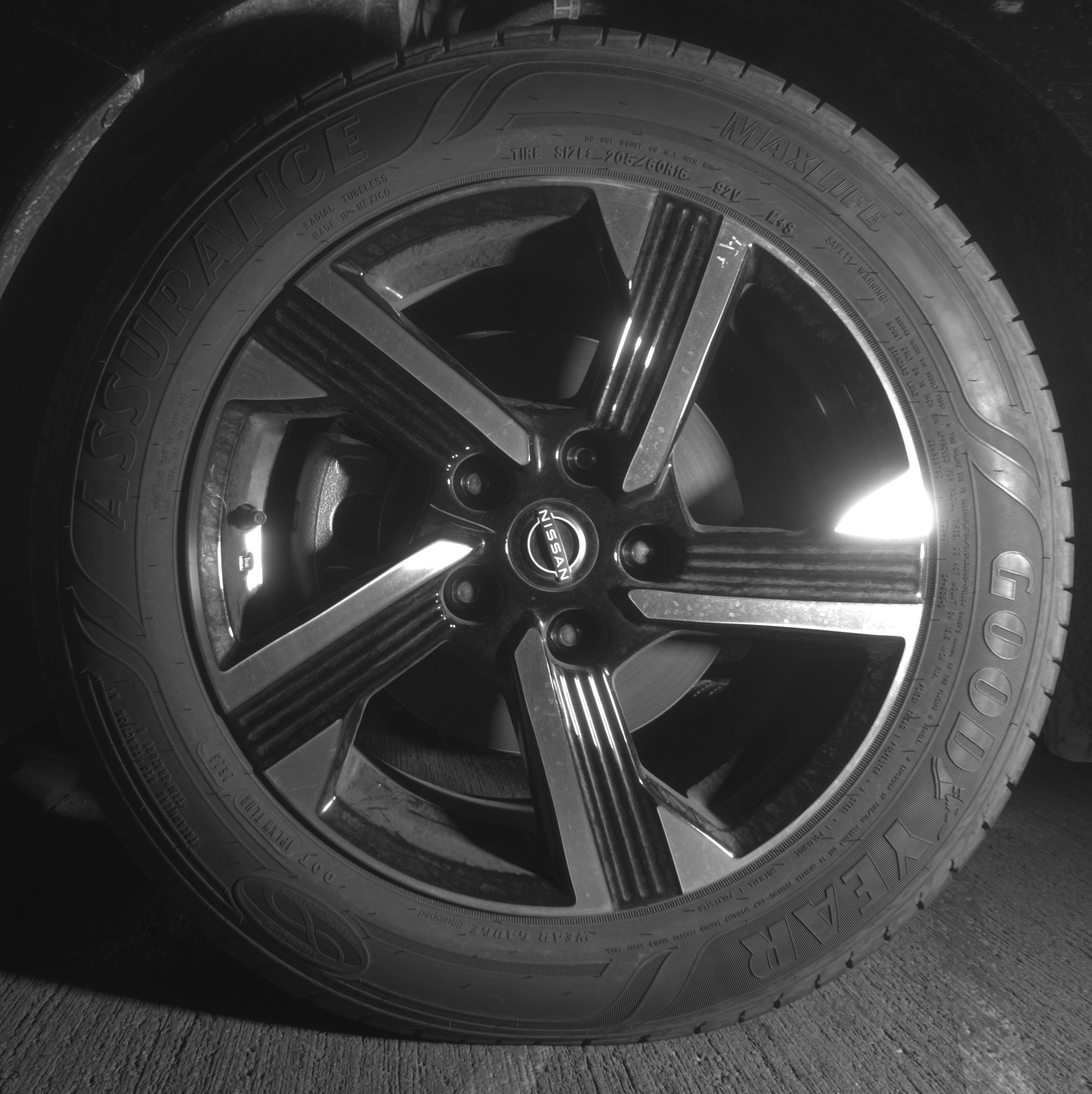 Thumbnail: 2025 Nissan Sentra - 12