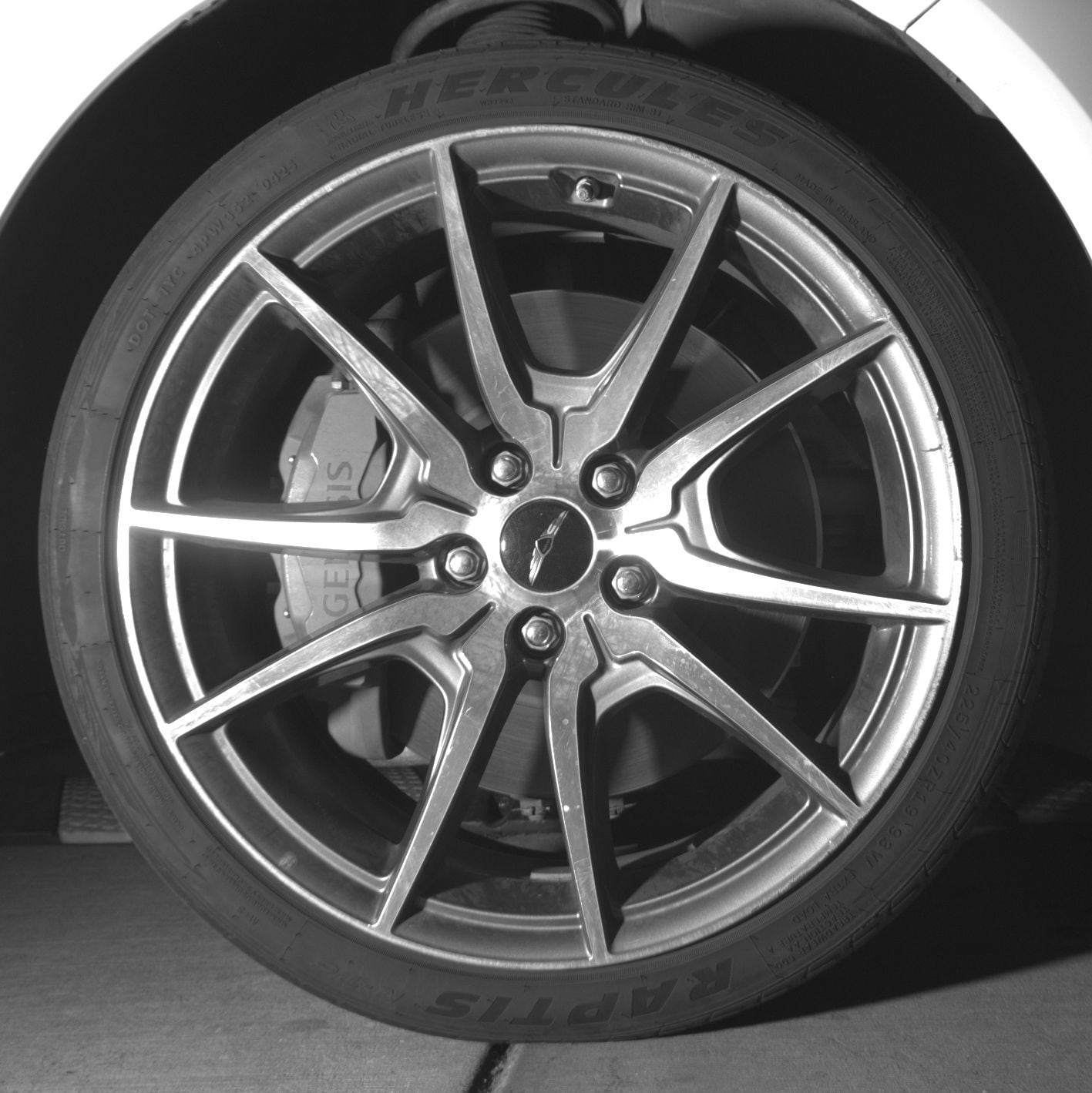 Thumbnail: 2025 Genesis G70 - 10