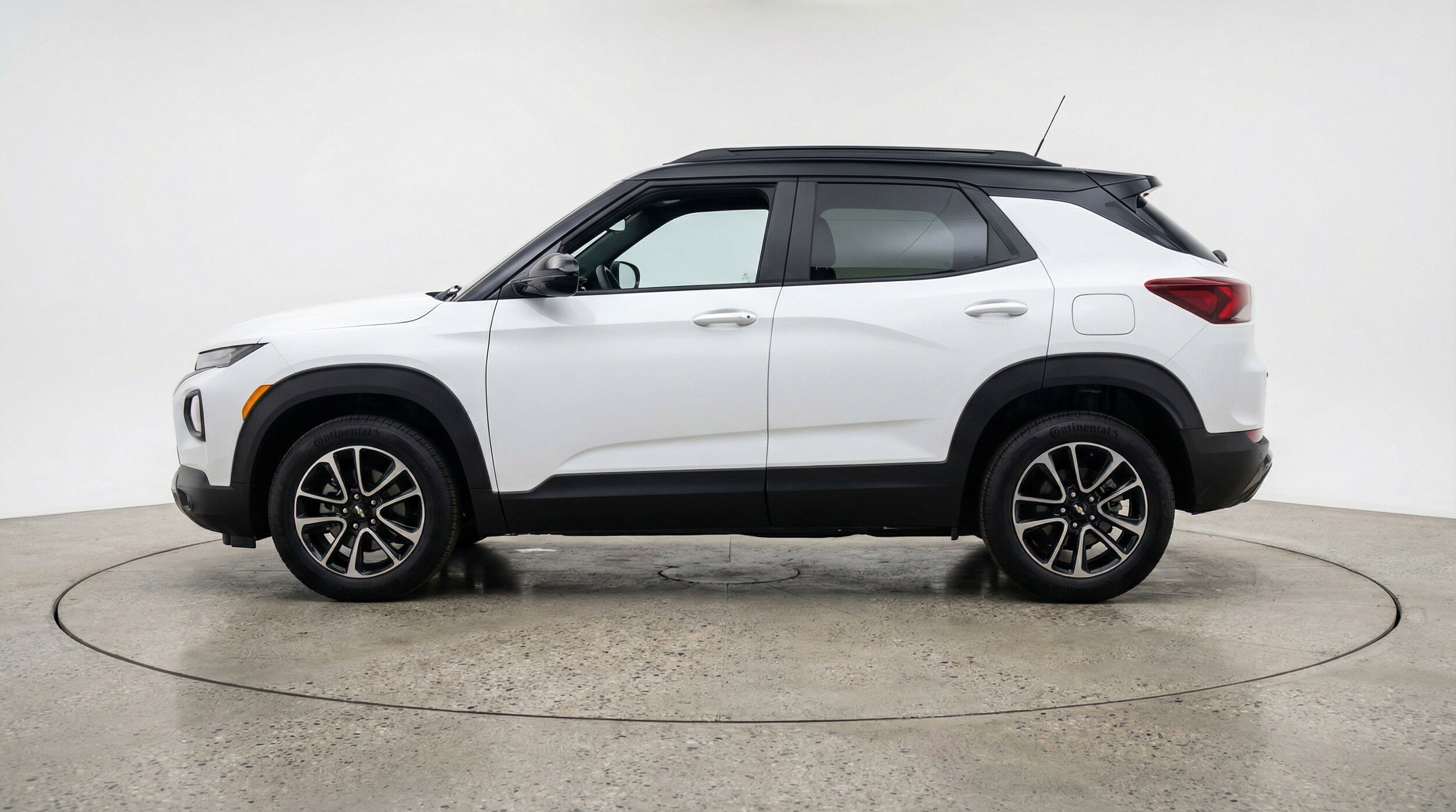 Thumbnail: 2025 Chevrolet TrailBlazer - 5