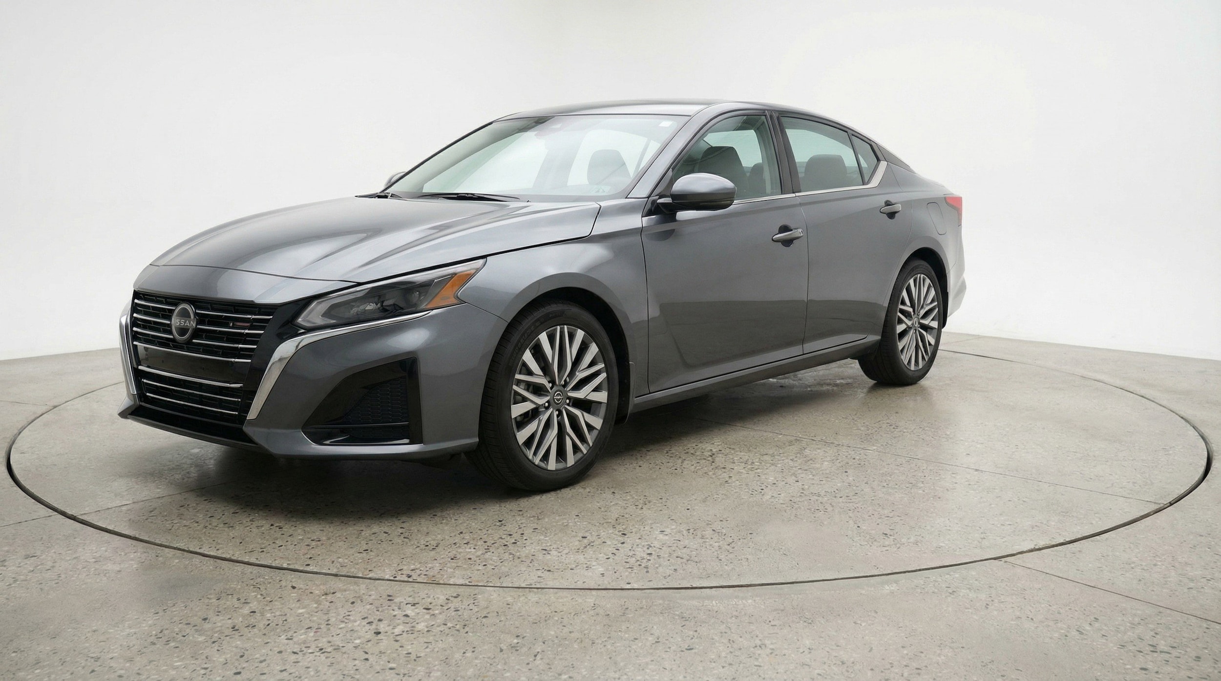 Thumbnail: 2025 Nissan Altima - 3