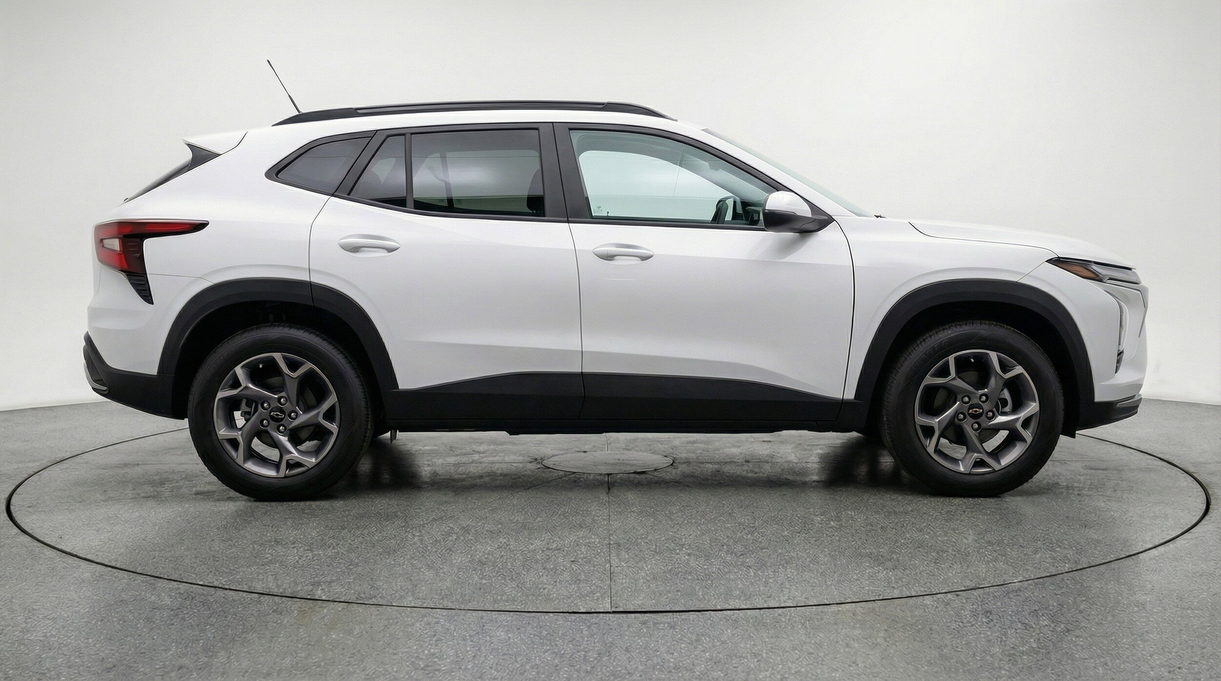 Thumbnail: 2025 Chevrolet Trax - 11