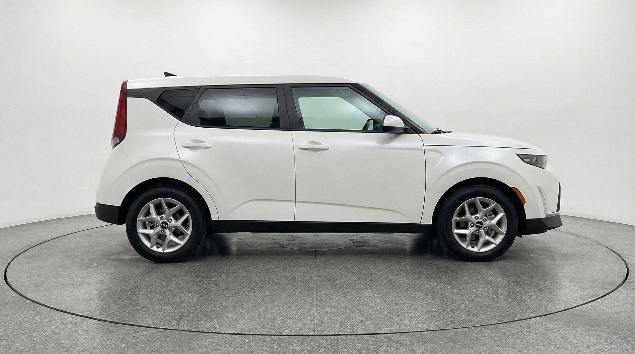 Thumbnail: 2025 Kia Soul - 11