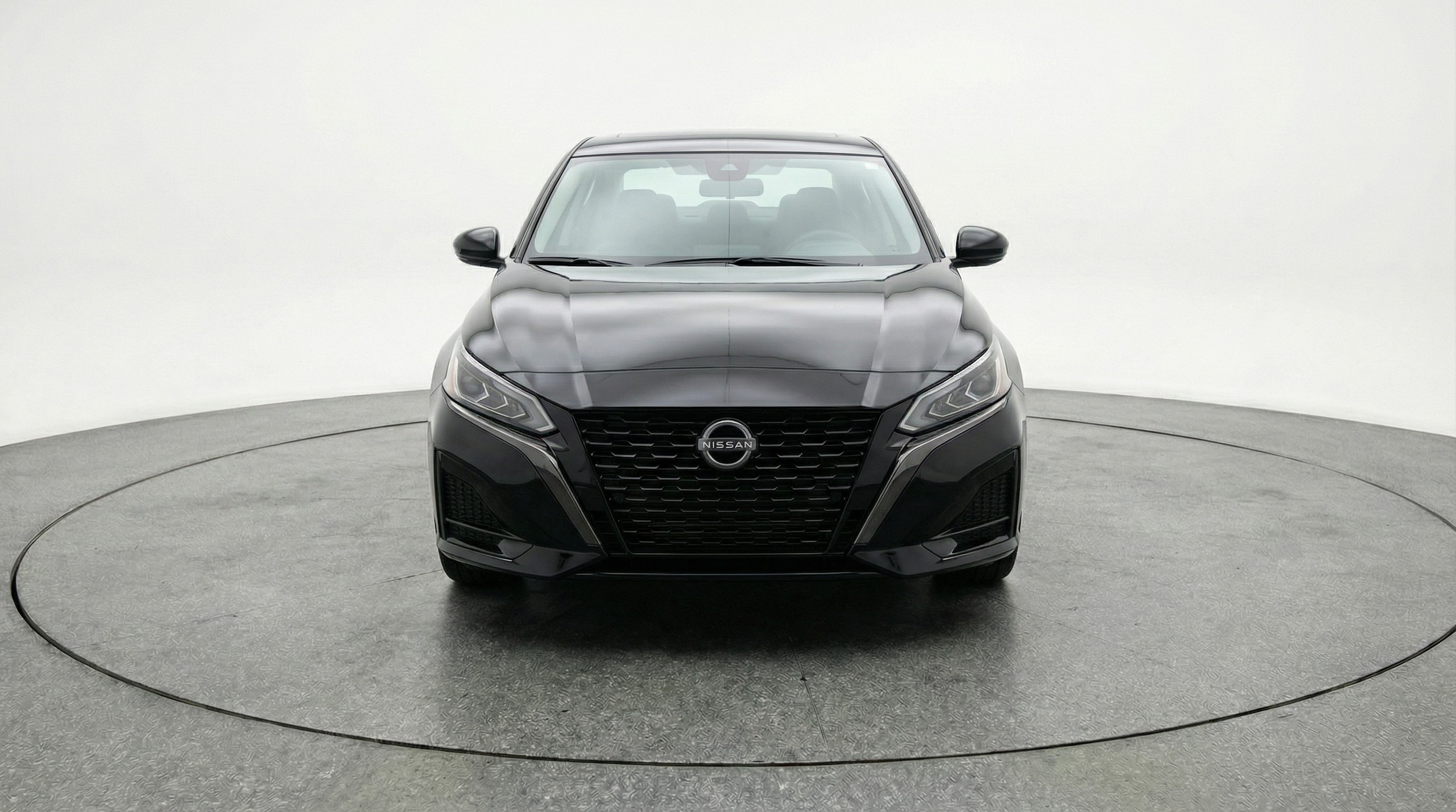 Thumbnail: 2025 Nissan Altima - 2