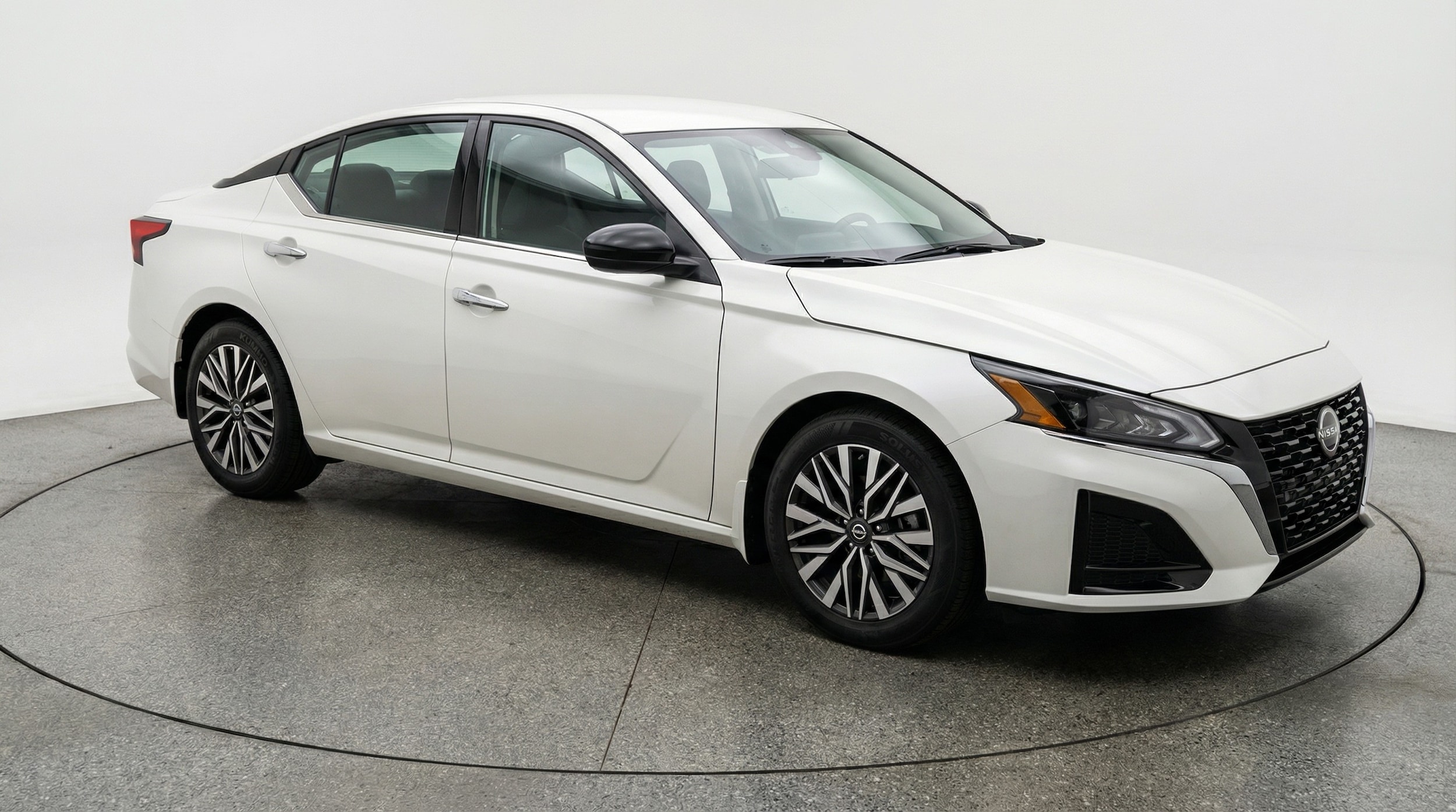 Thumbnail: 2025 Nissan Altima - 1