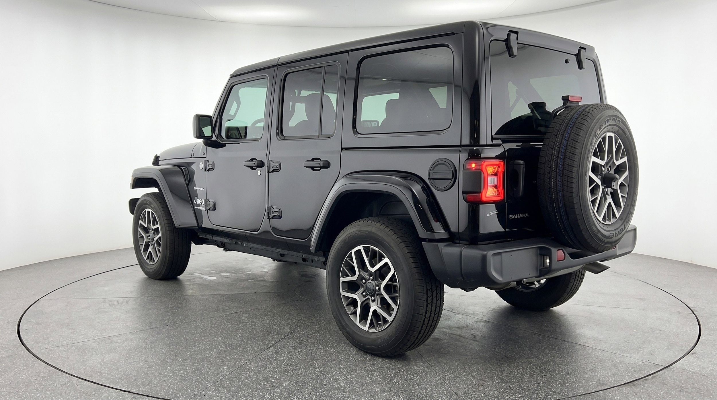 Thumbnail: 2025 Jeep Wrangler - 6