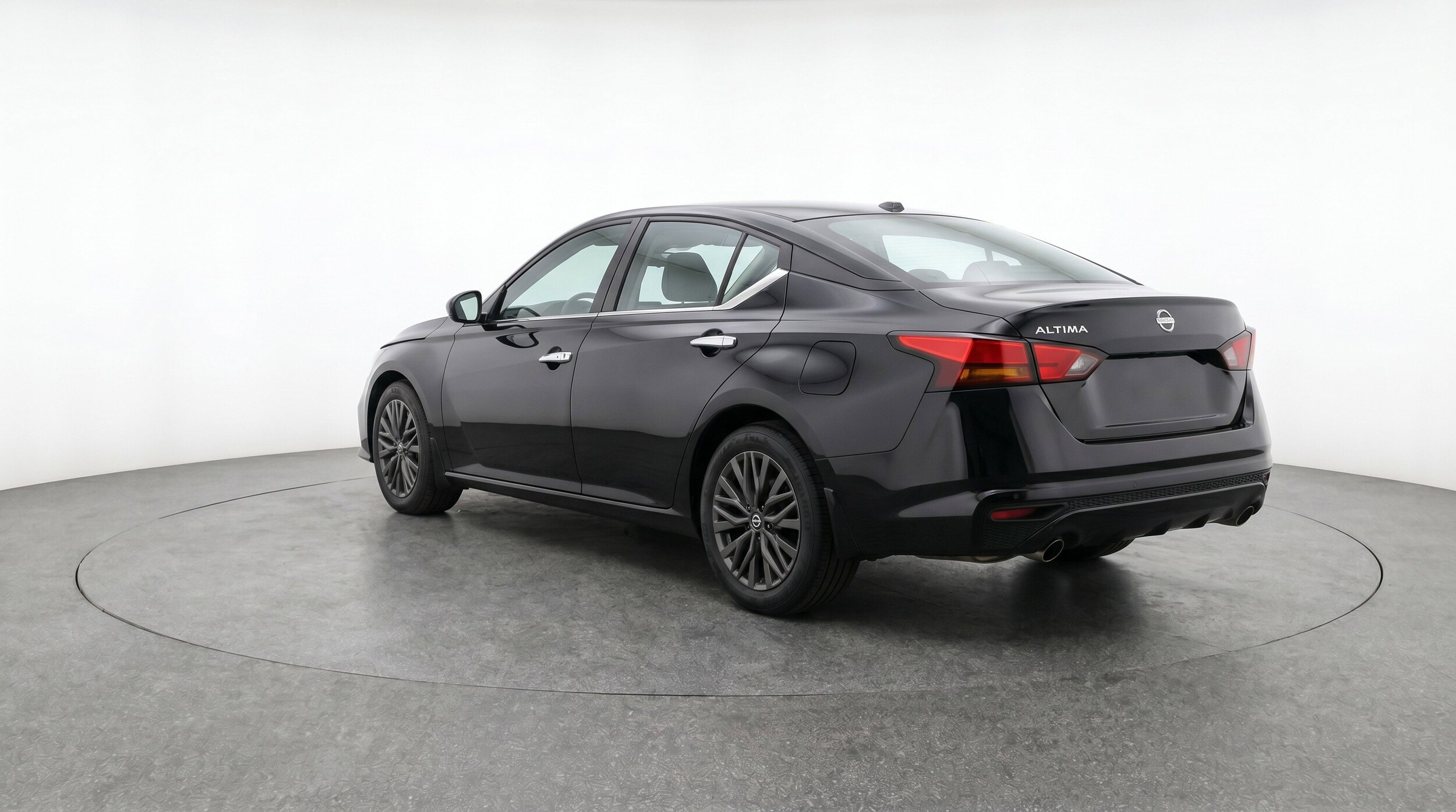 Thumbnail: 2025 Nissan Altima - 6