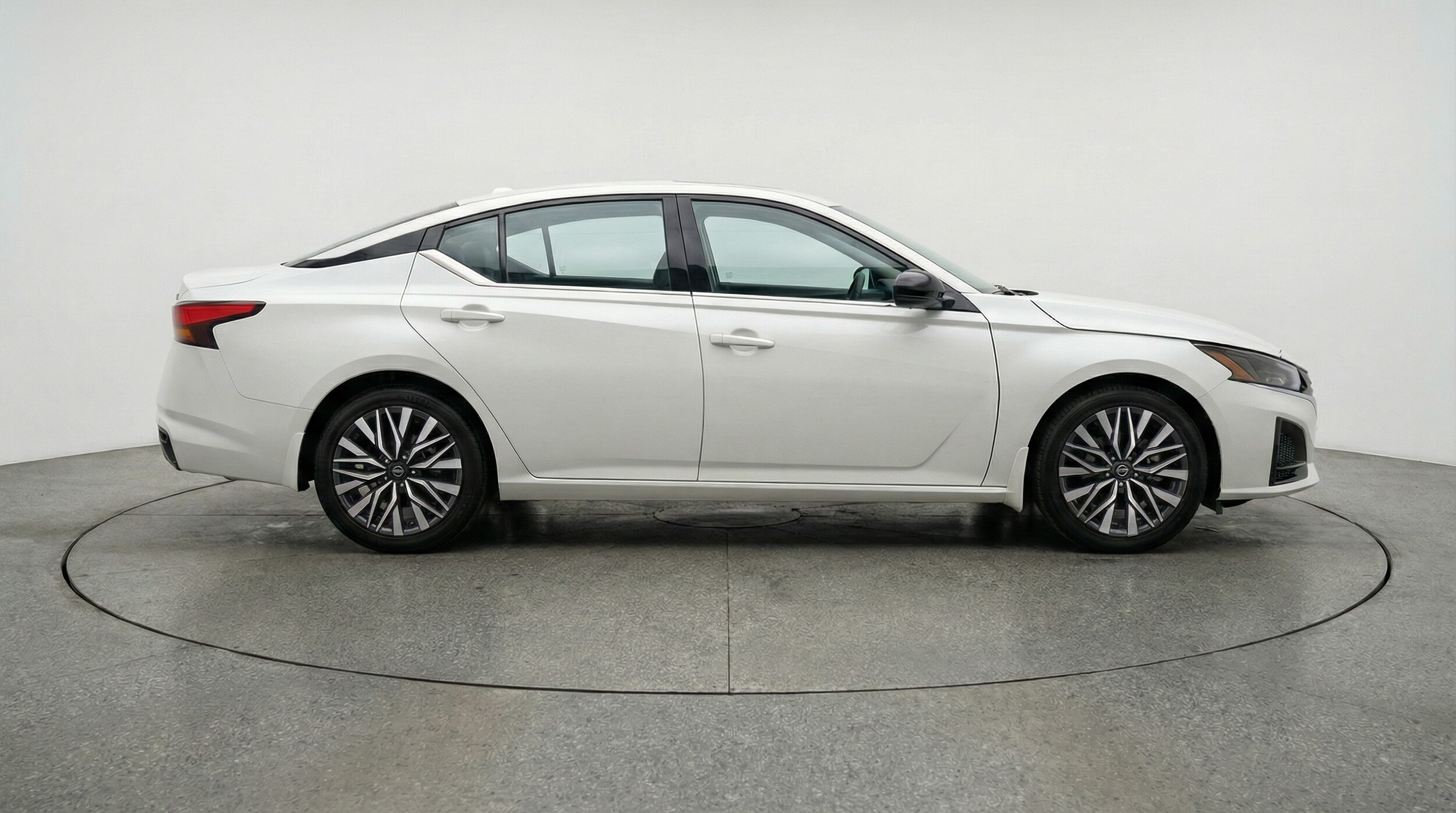 Thumbnail: 2025 Nissan Altima - 8