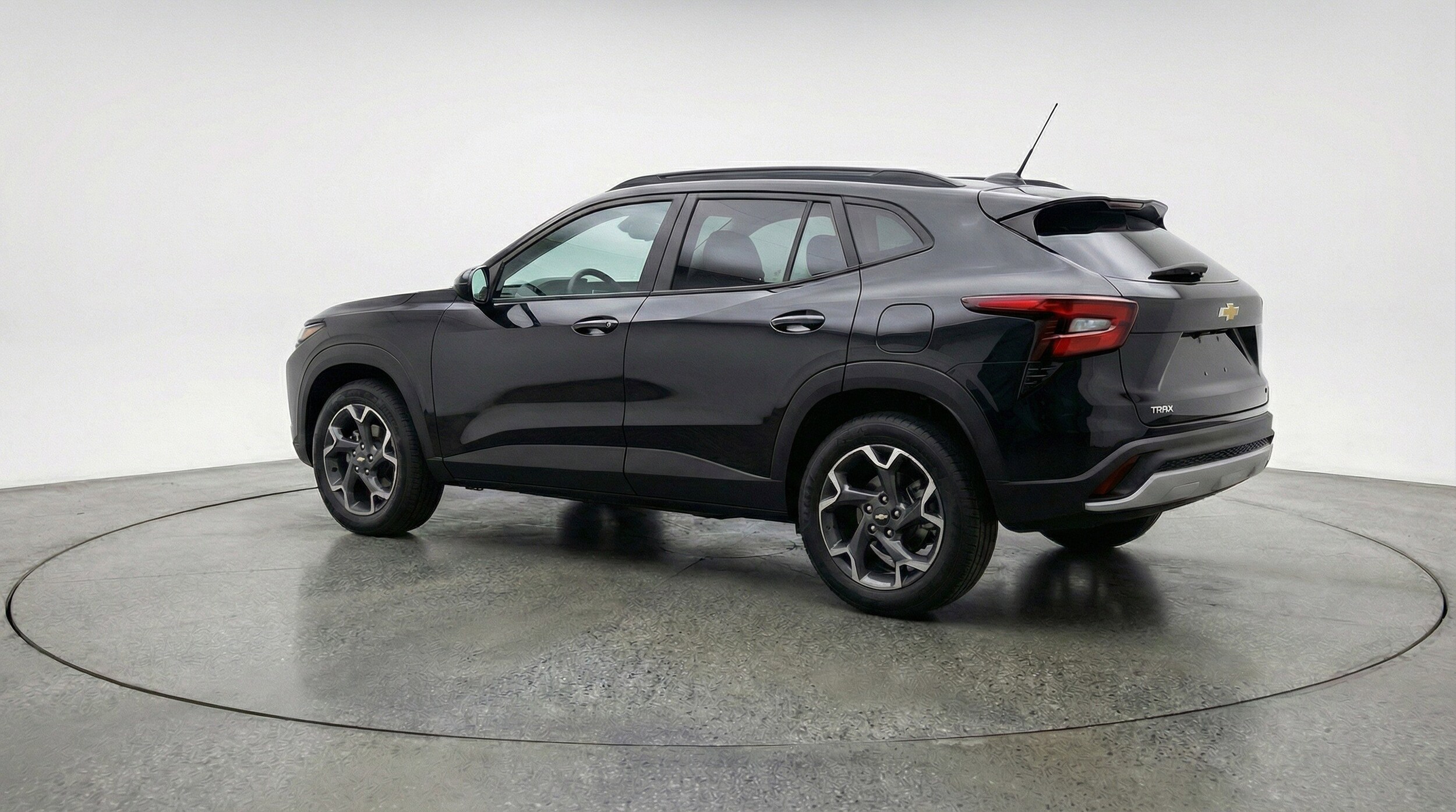 Thumbnail: 2025 Chevrolet Trax - 6