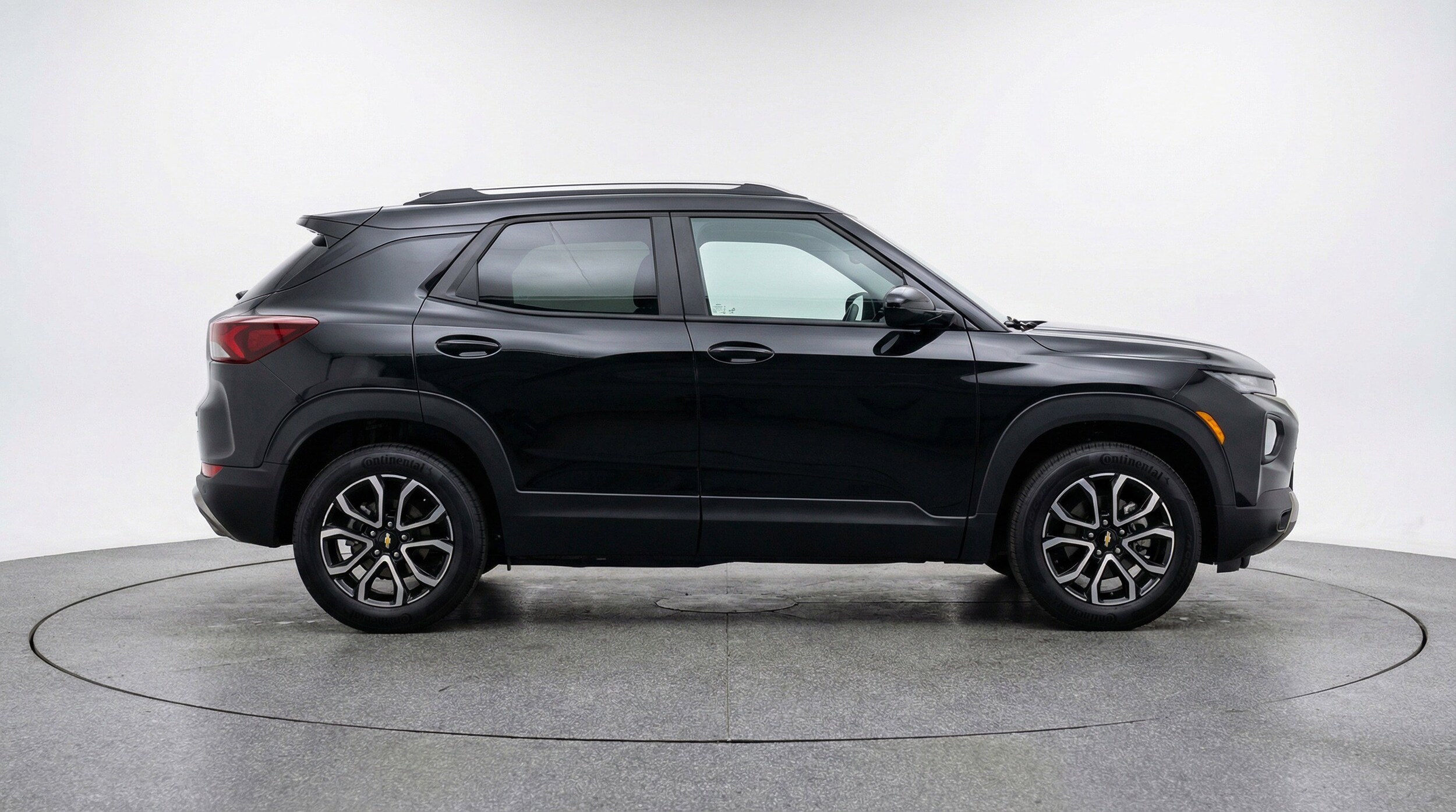 Thumbnail: 2025 Chevrolet TrailBlazer - 11
