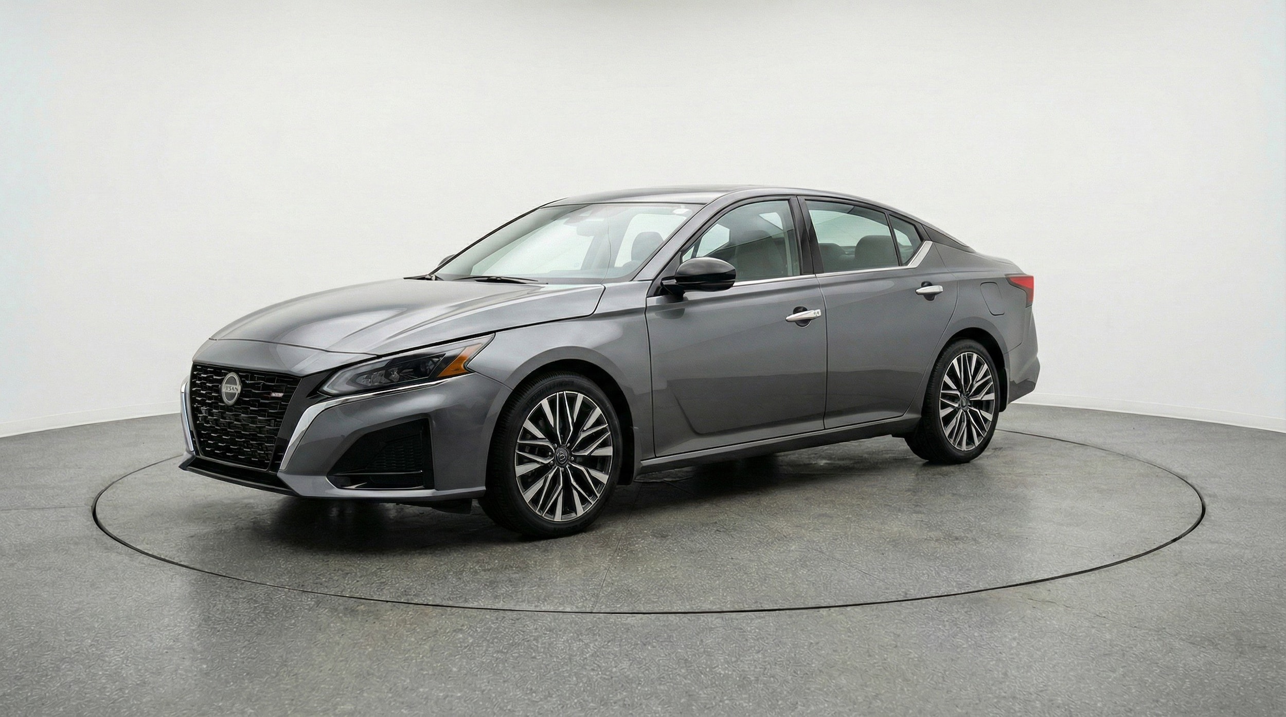 Thumbnail: 2025 Nissan Altima - 3