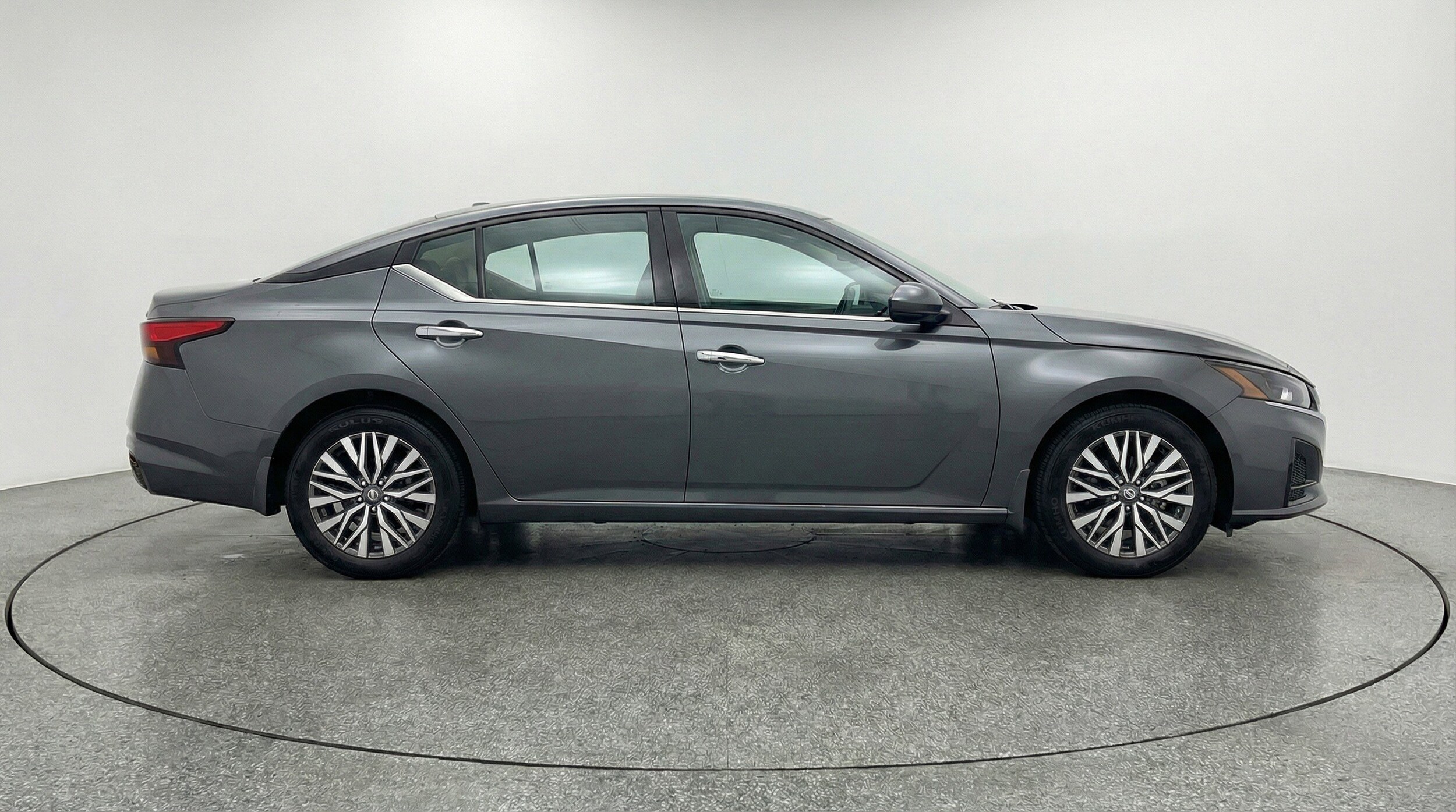 Thumbnail: 2025 Nissan Altima - 11