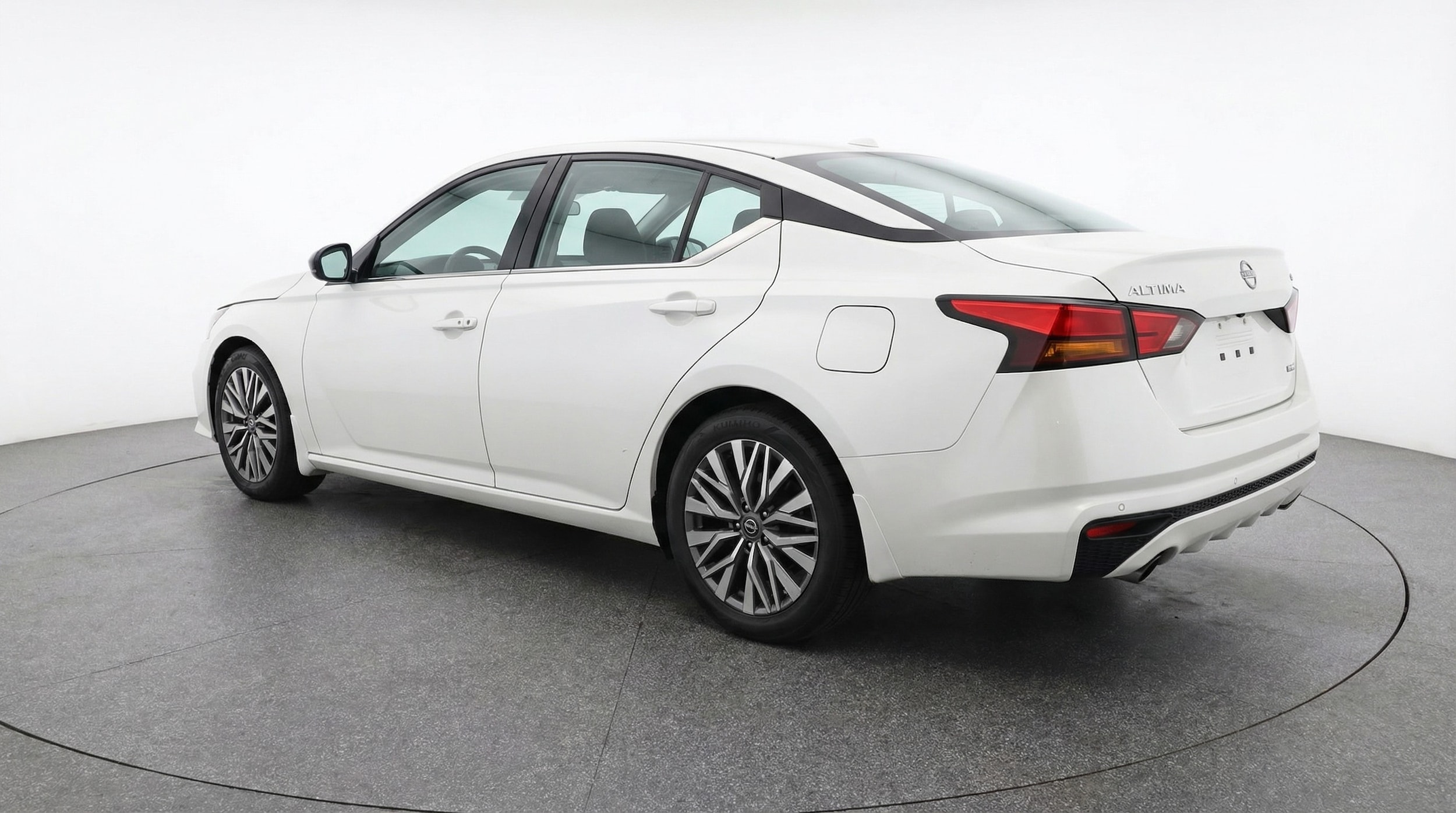 Thumbnail: 2025 Nissan Altima - 5