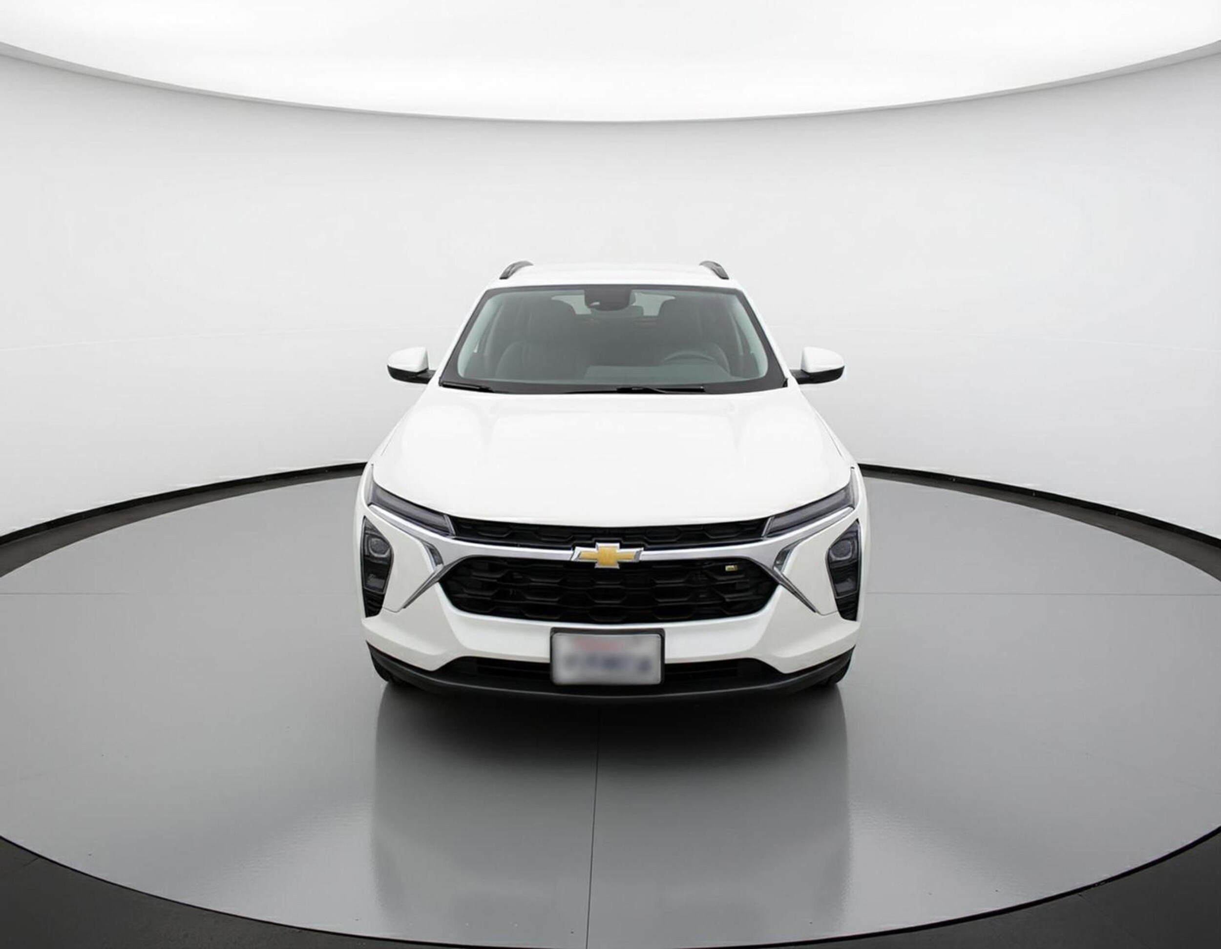 Thumbnail: 2025 Chevrolet Trax - 2