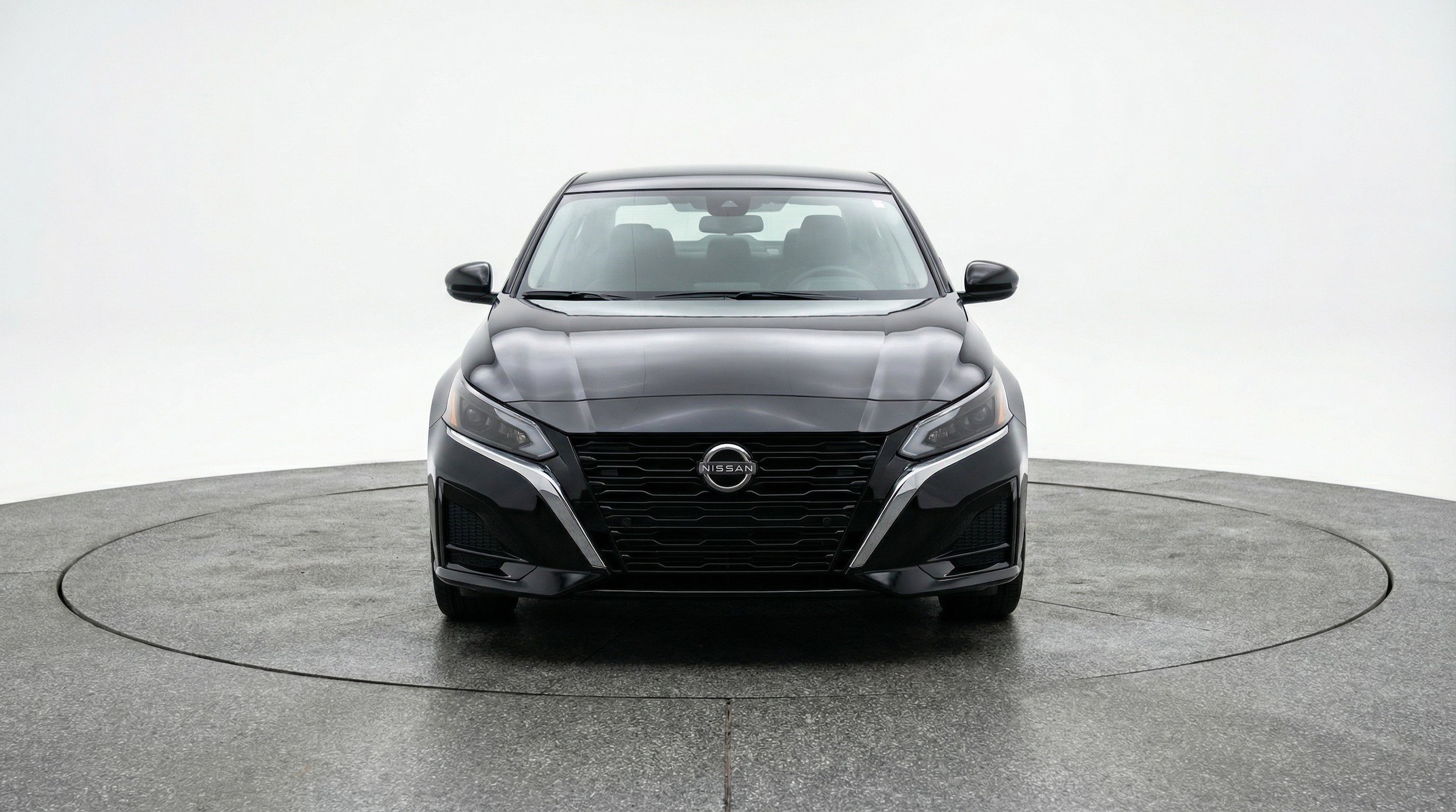 Thumbnail: 2025 Nissan Altima - 2