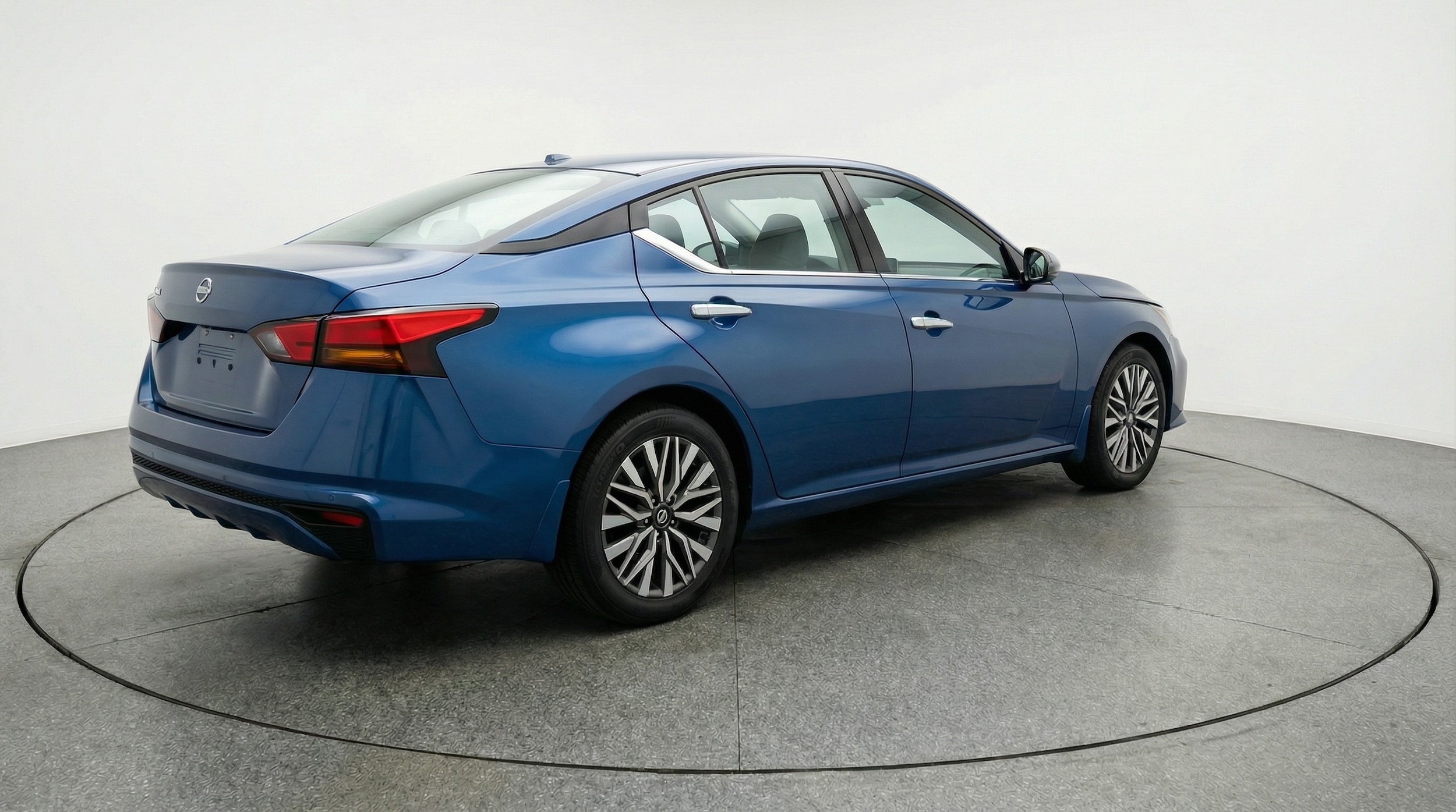 Thumbnail: 2025 Nissan Altima - 7