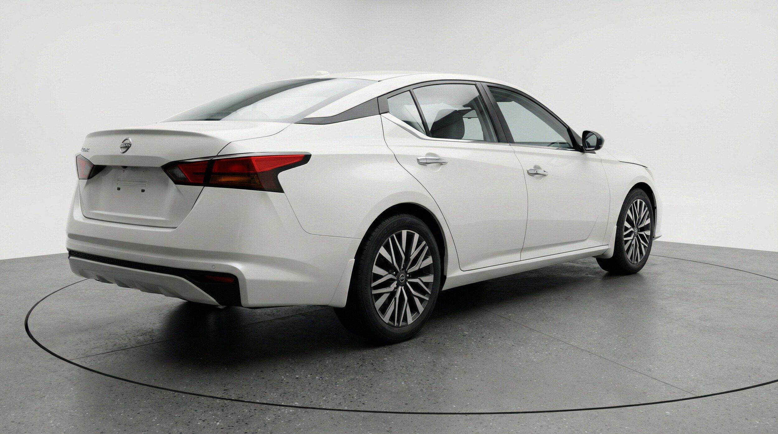 Thumbnail: 2025 Nissan Altima - 9