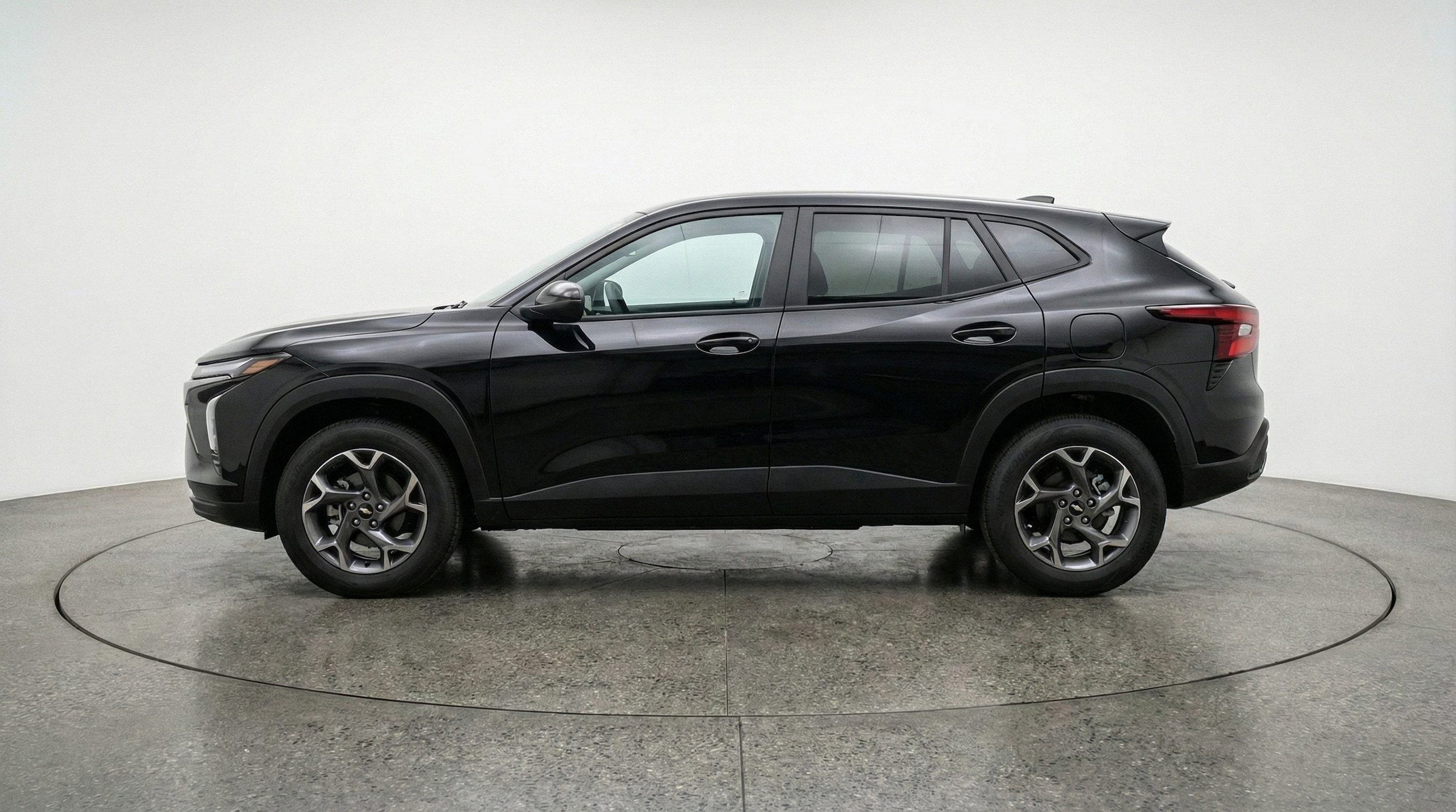 Thumbnail: 2025 Chevrolet Trax - 5