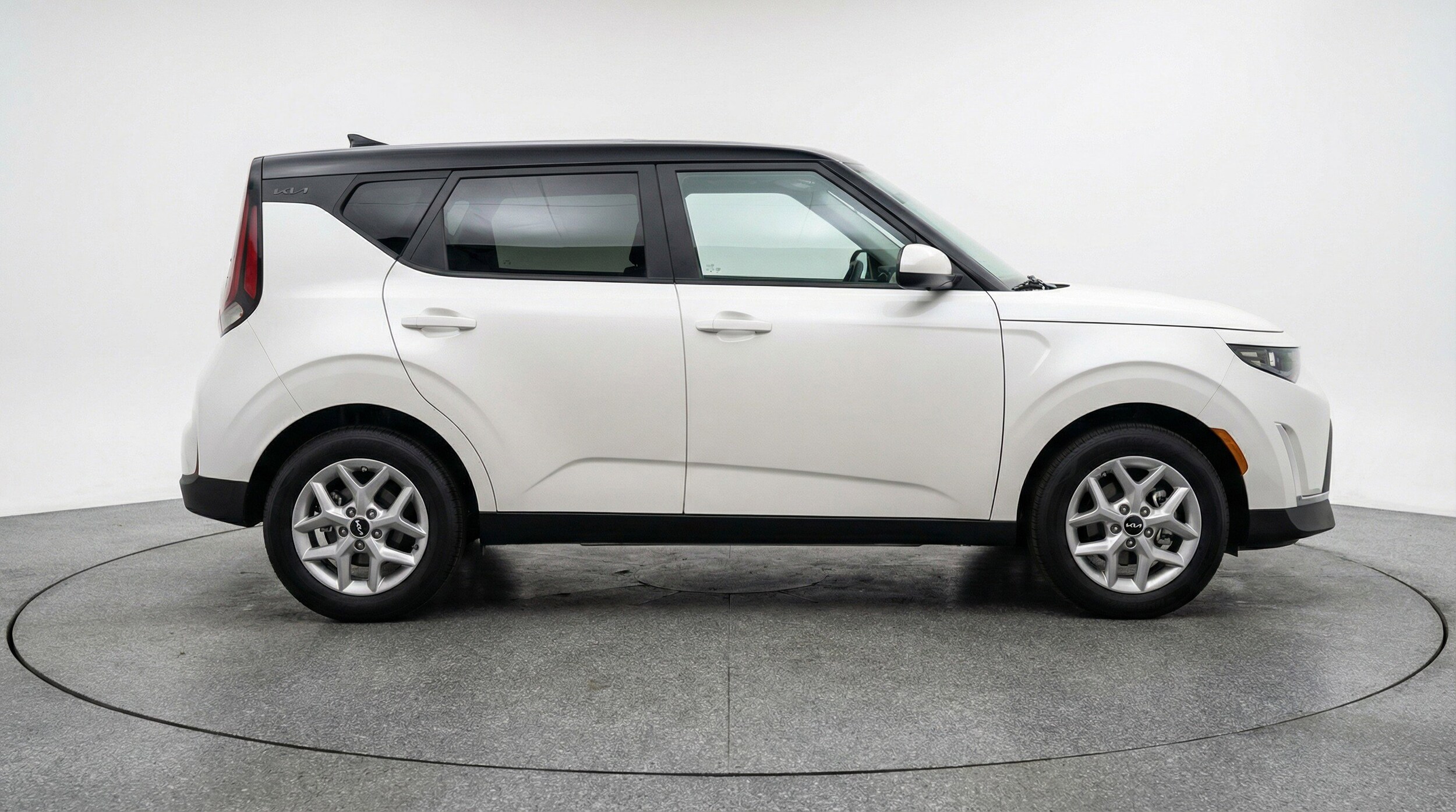 Thumbnail: 2025 Kia Soul - 11