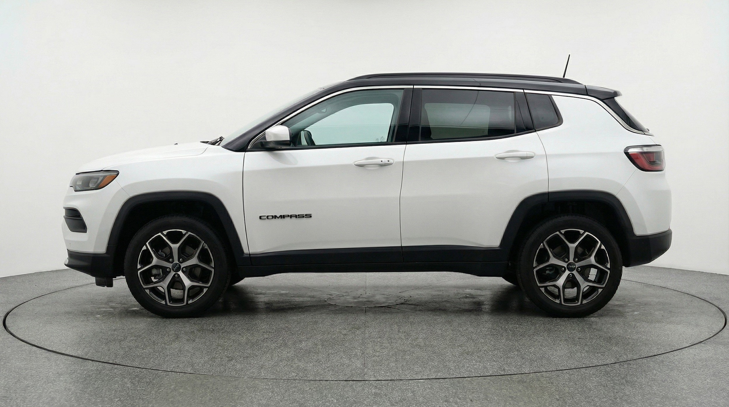 Thumbnail: 2025 Jeep Compass - 11