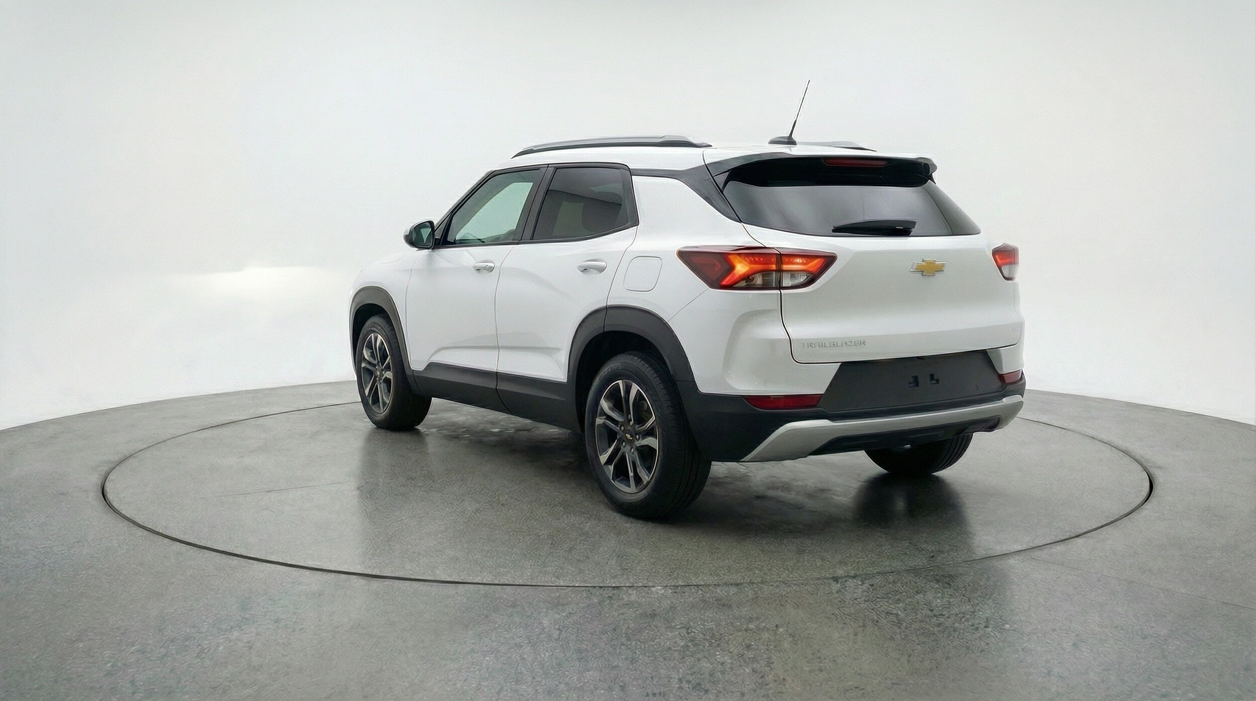 Thumbnail: 2025 Chevrolet TrailBlazer - 5