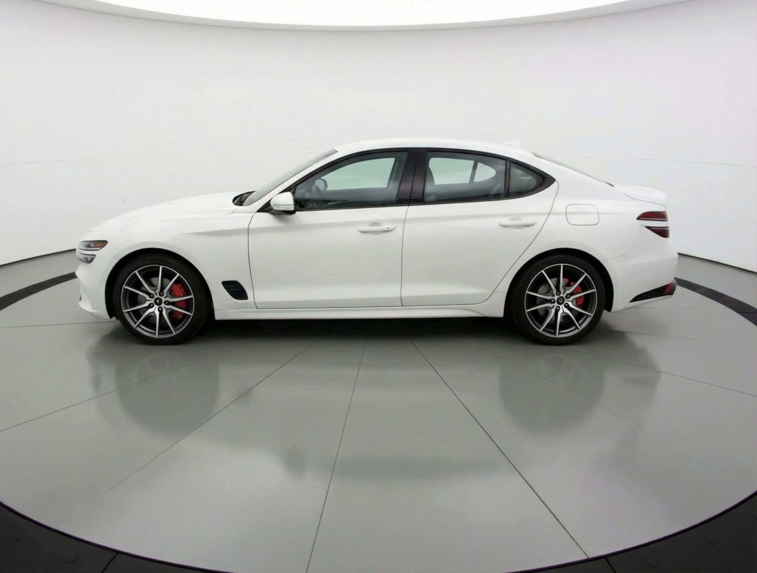 Thumbnail: 2025 Genesis G70 - 4