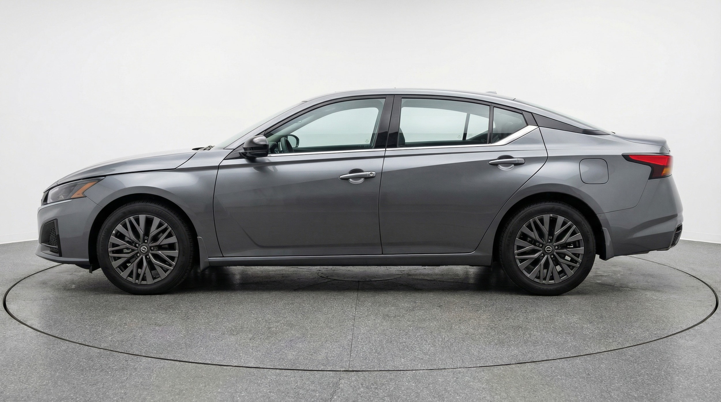 Thumbnail: 2025 Nissan Altima - 4