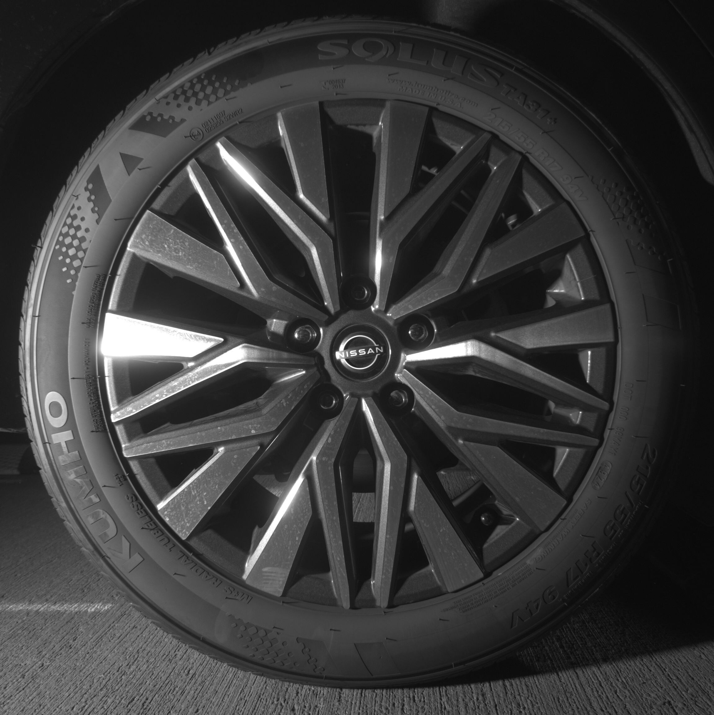 Thumbnail: 2025 Nissan Altima - 12