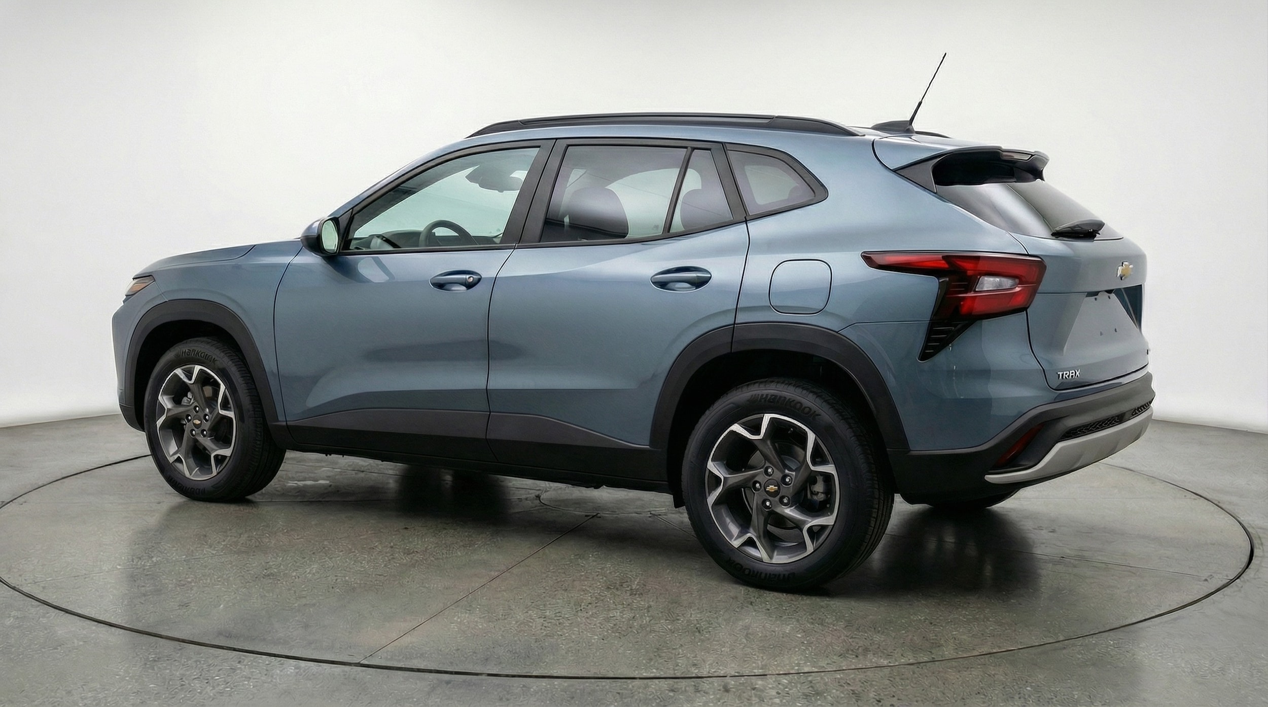 Thumbnail: 2025 Chevrolet Trax - 5