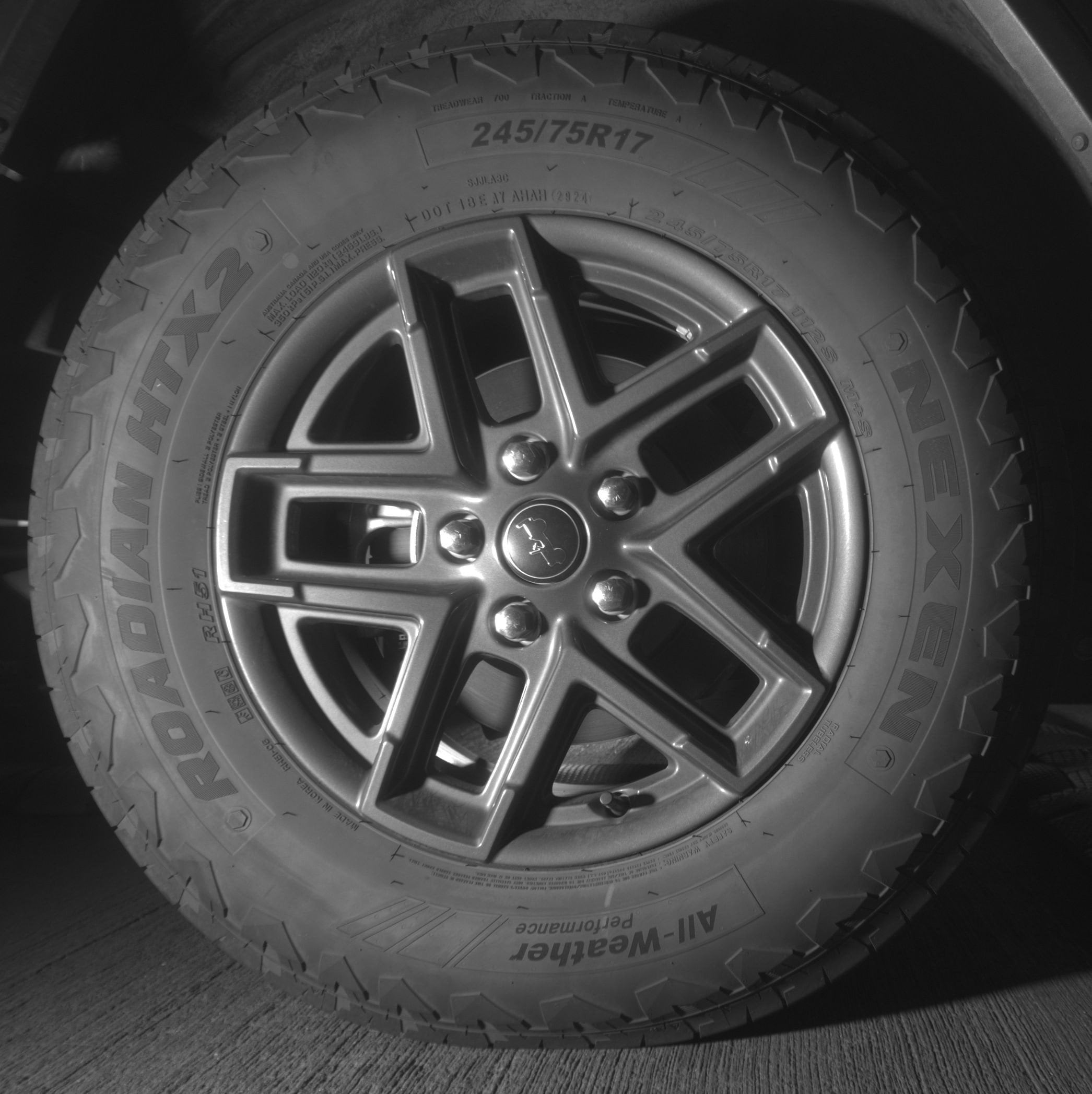 Thumbnail: 2025 Jeep Wrangler - 15