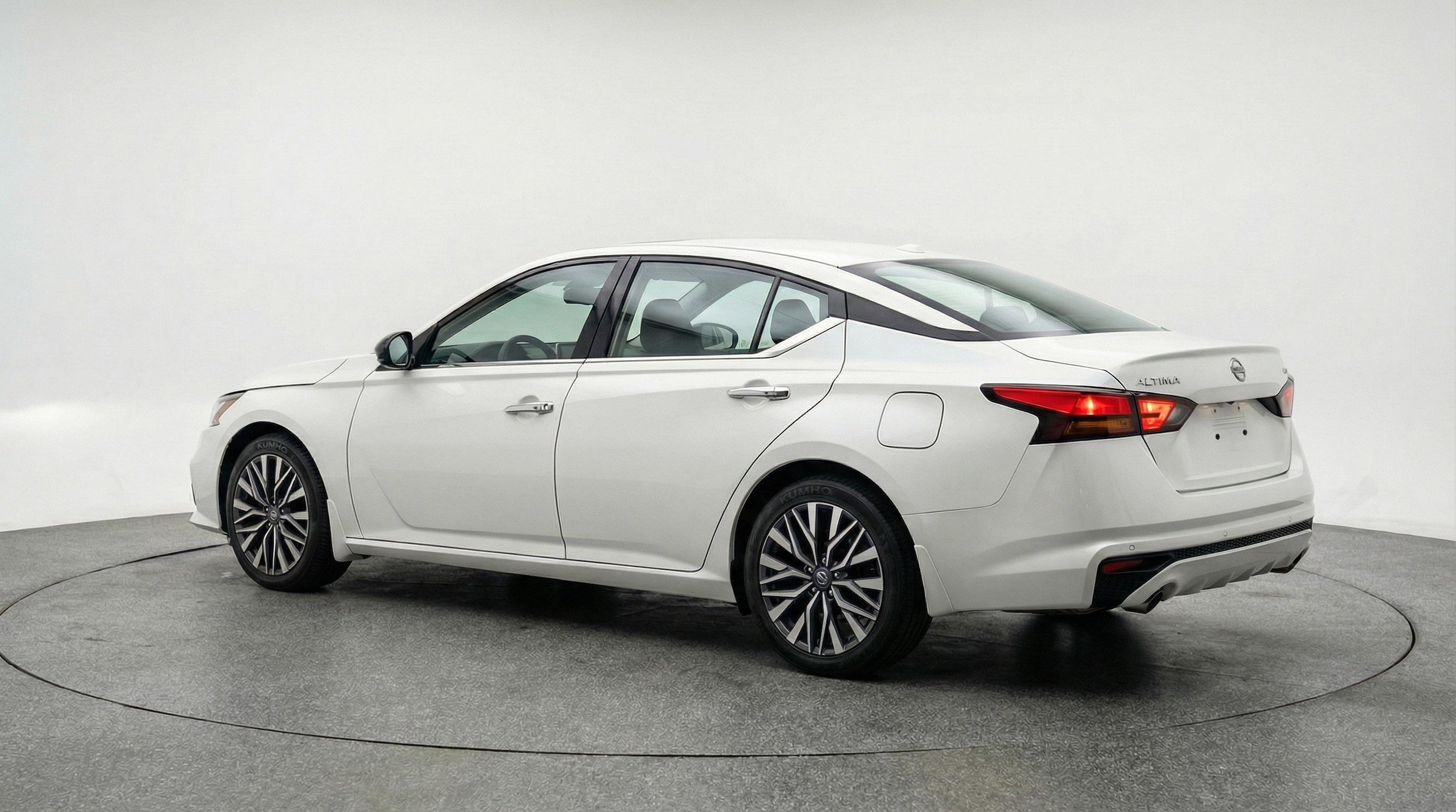 Thumbnail: 2025 Nissan Altima - 6