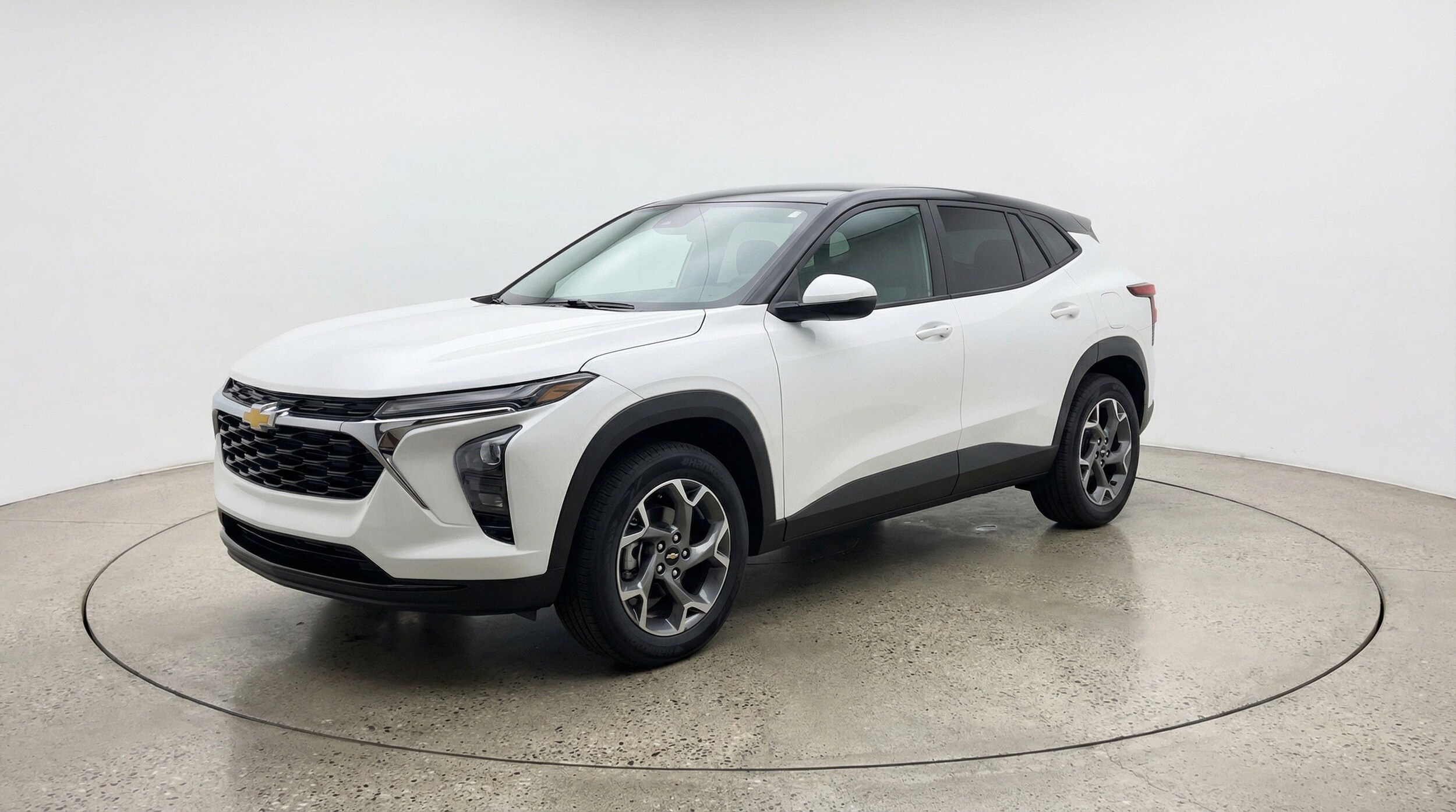 Thumbnail: 2025 Chevrolet Trax - 3