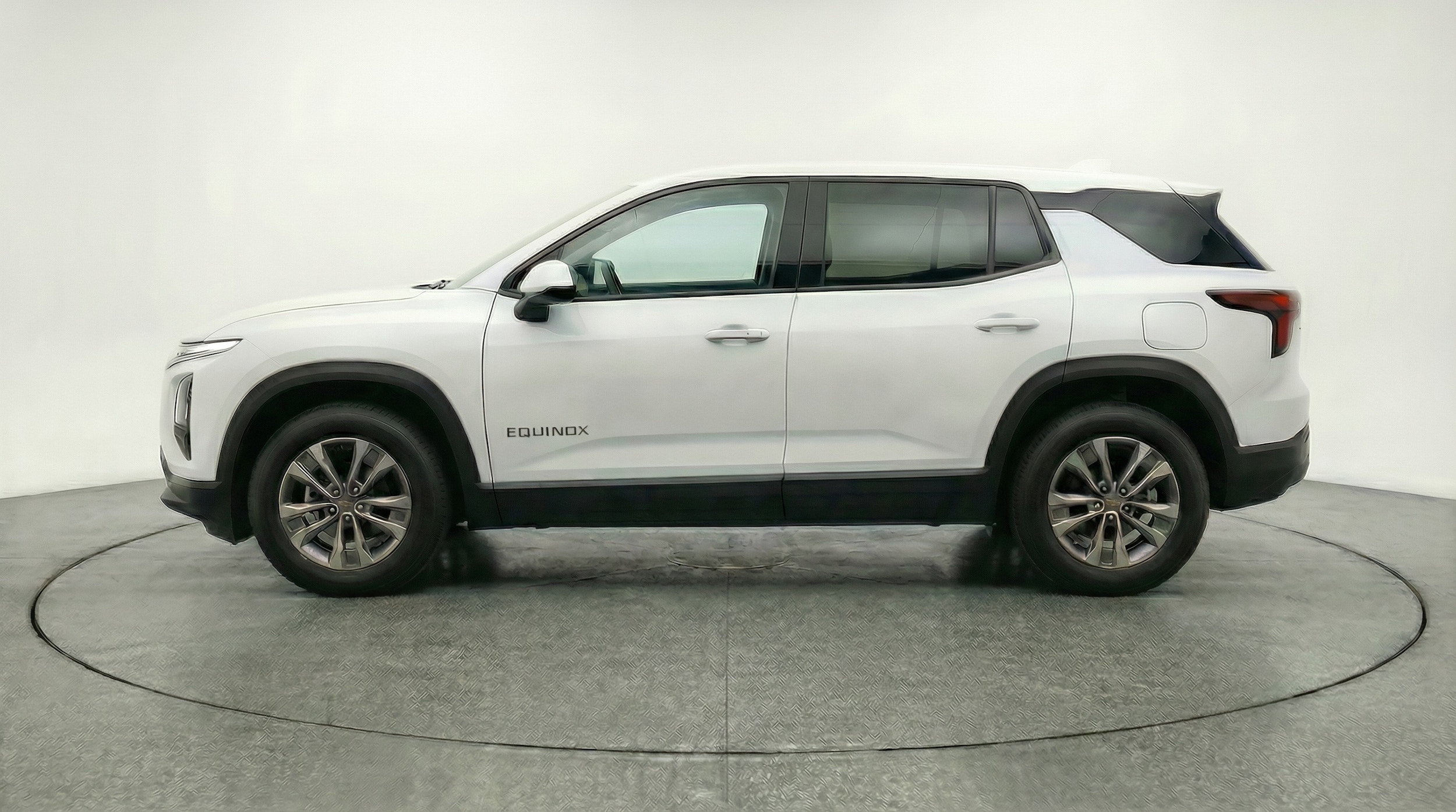 Thumbnail: 2025 Chevrolet Equinox - 4