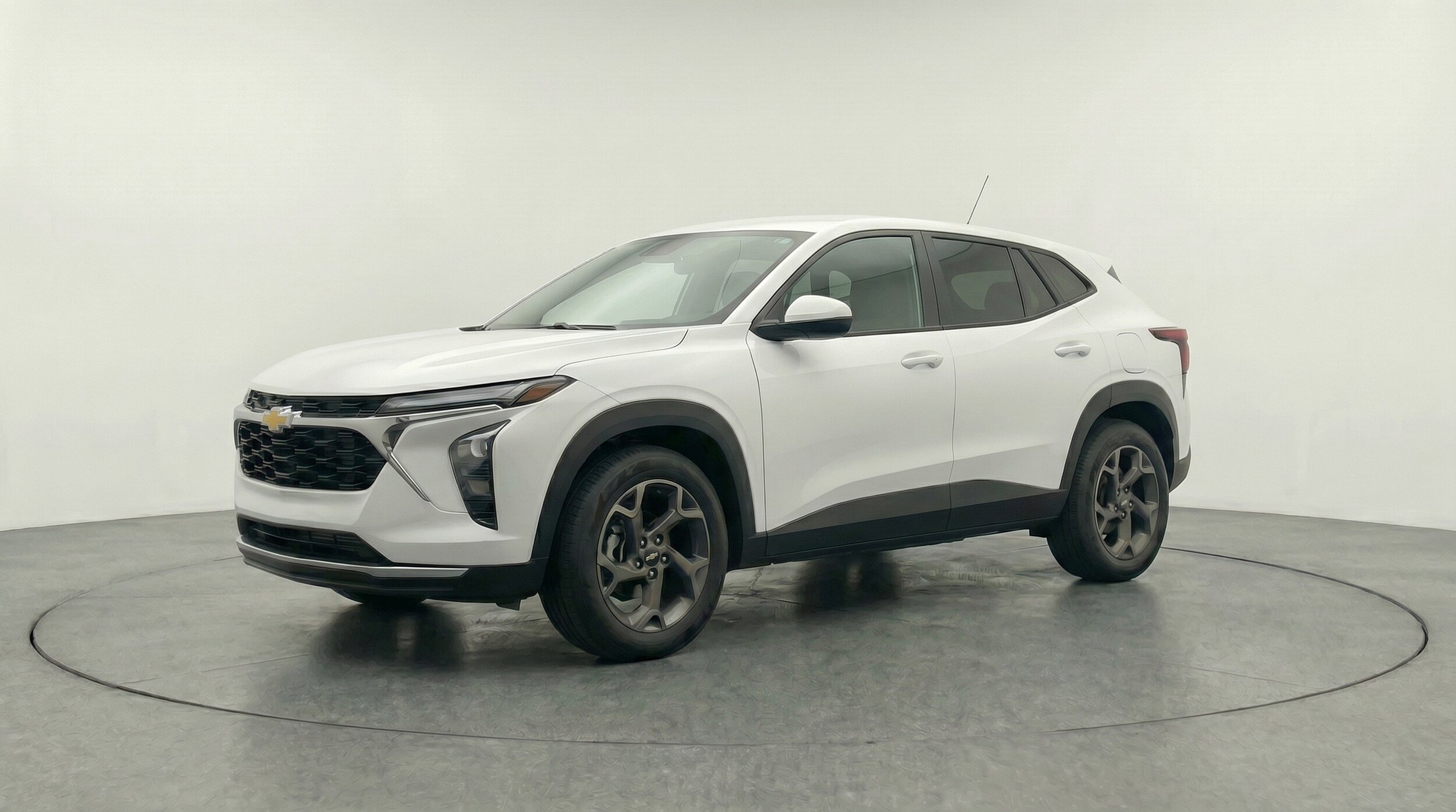 Thumbnail: 2025 Chevrolet Trax - 3