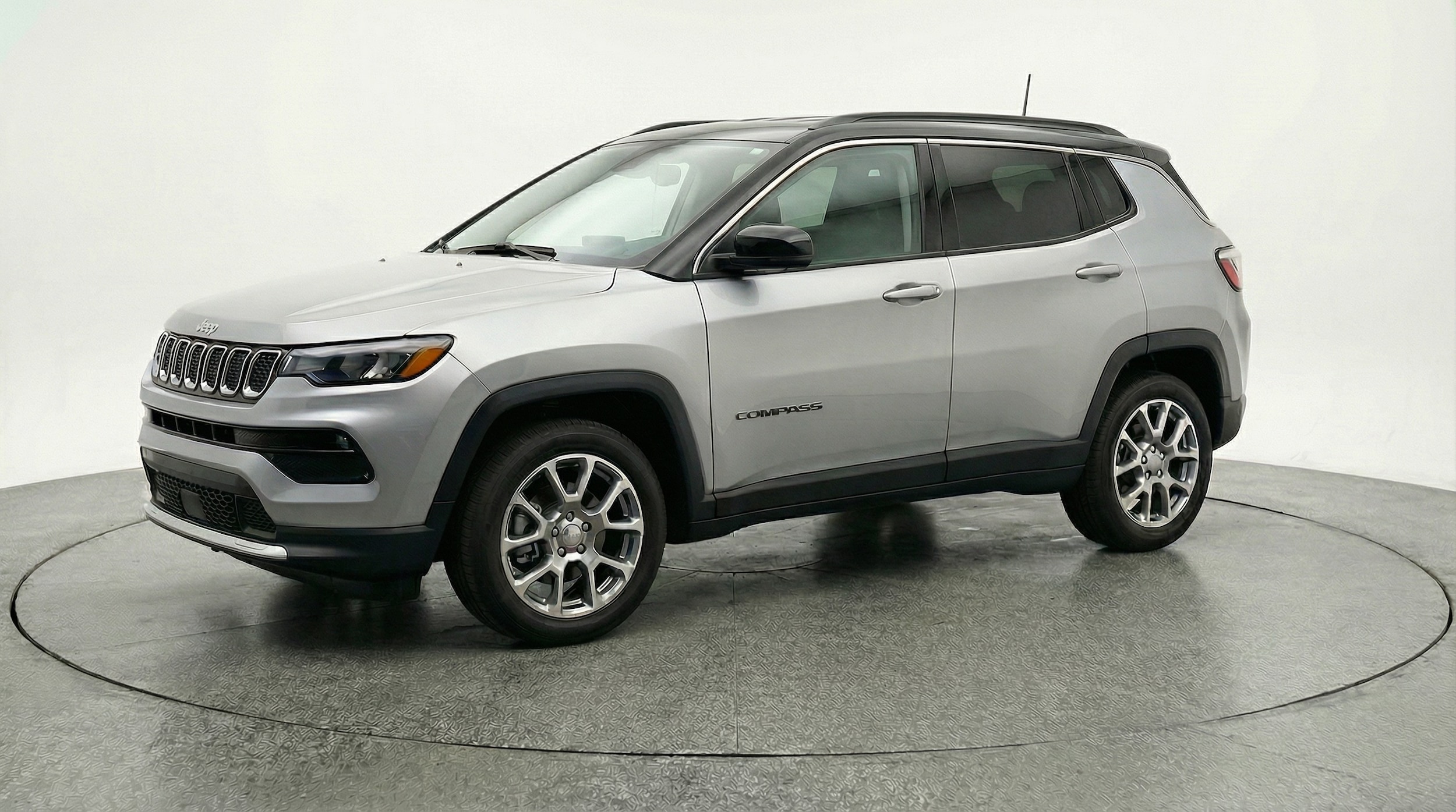 Thumbnail: 2025 Jeep Compass - 3