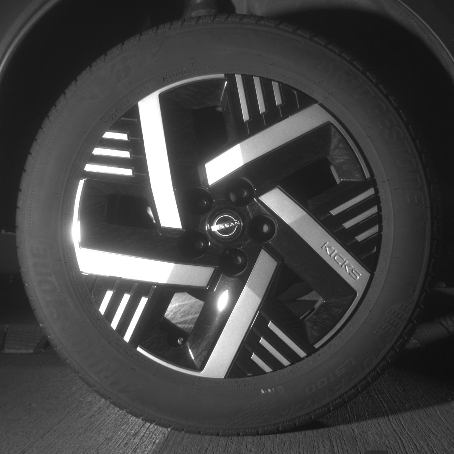 Thumbnail: 2025 Nissan Kicks - 15