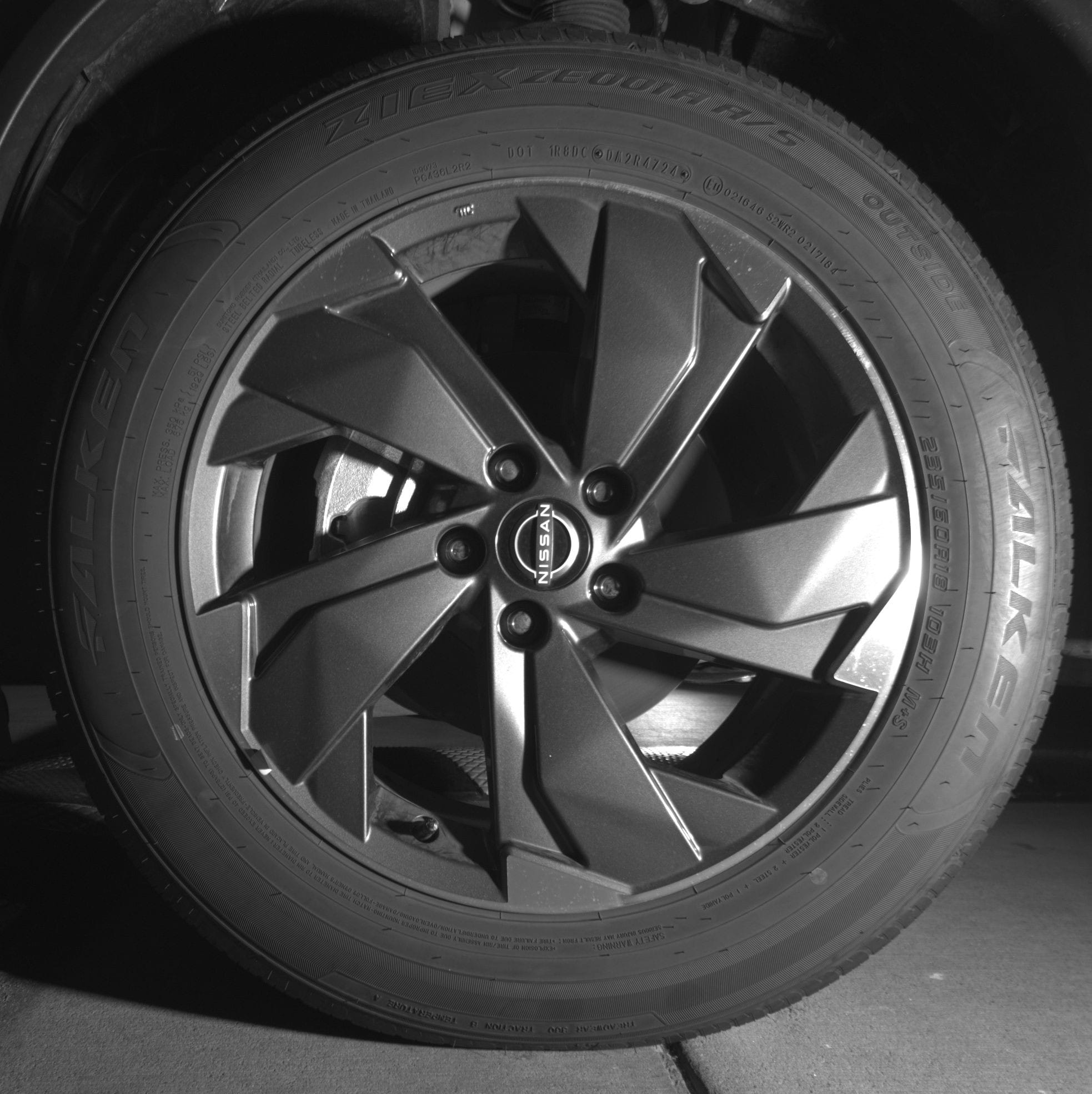 Thumbnail: 2025 Nissan Rogue - 9