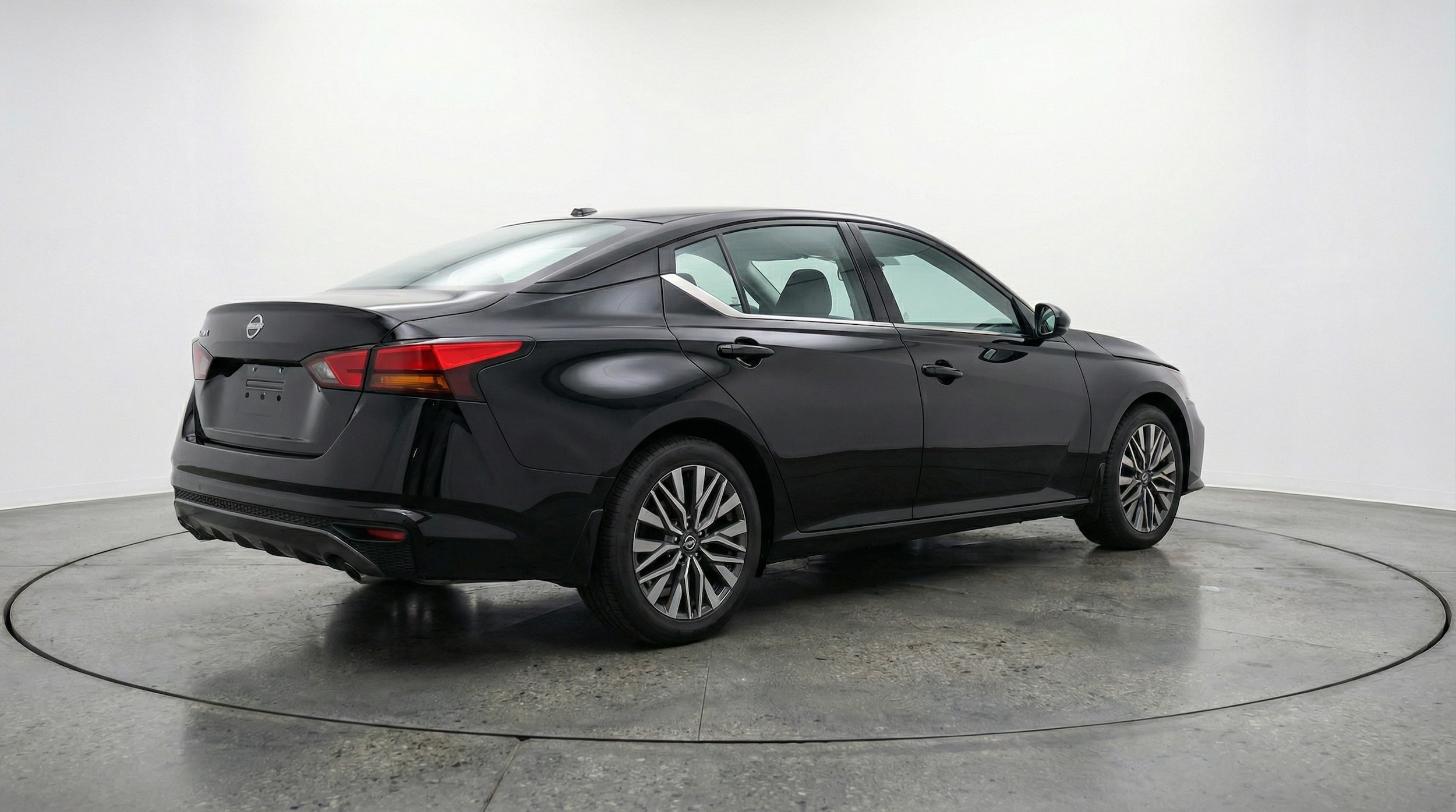 Thumbnail: 2025 Nissan Altima - 7