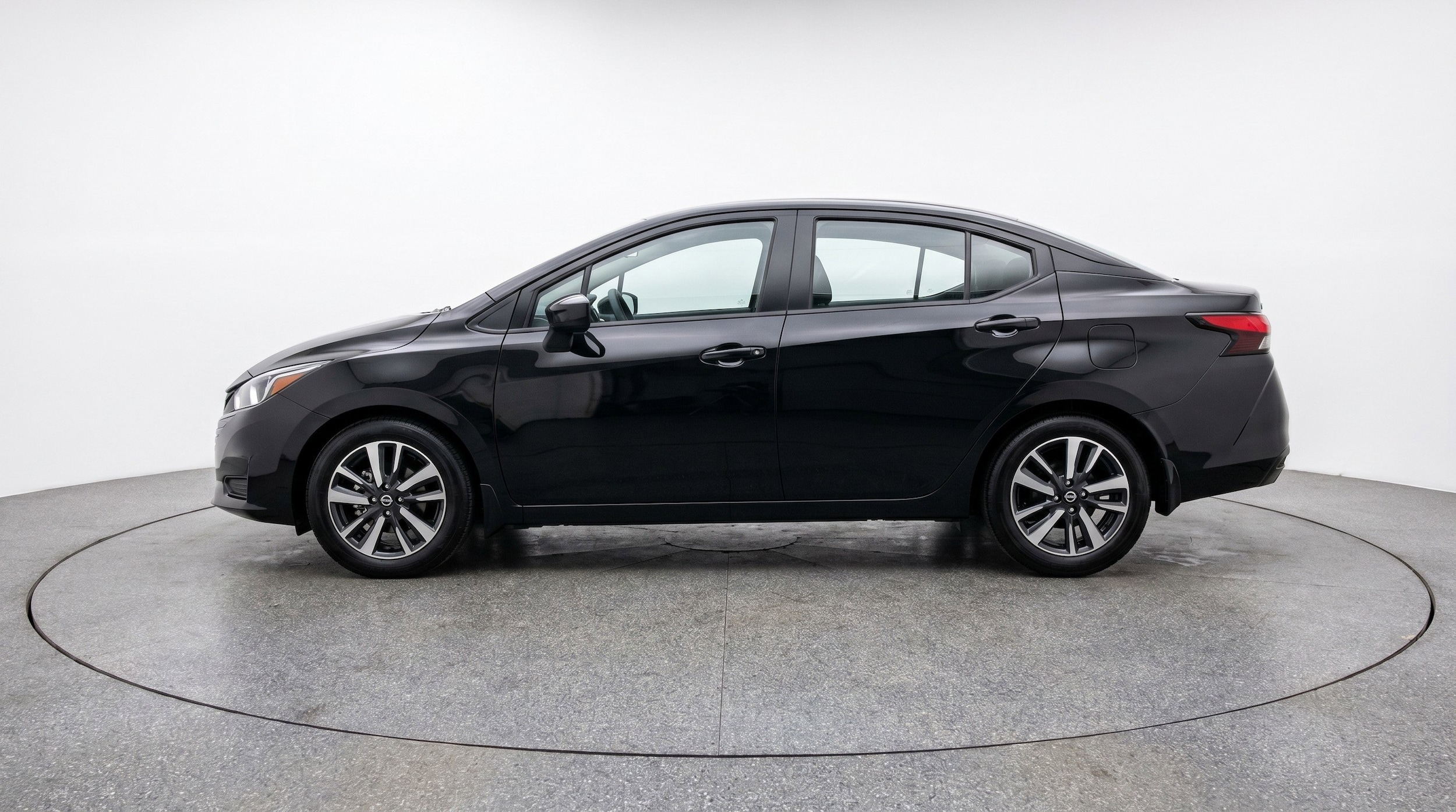Thumbnail: 2025 Nissan Versa - 5