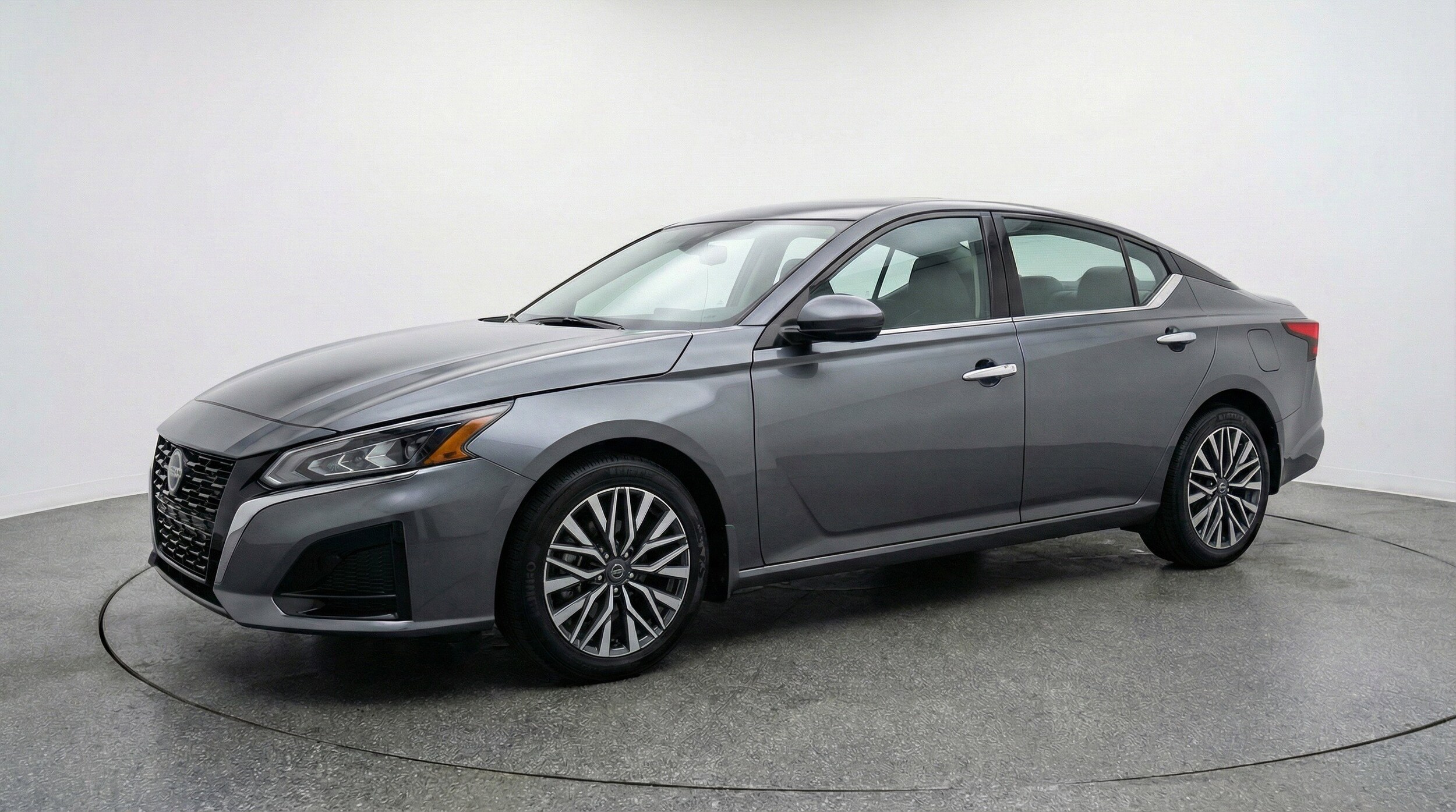 Thumbnail: 2025 Nissan Altima - 3