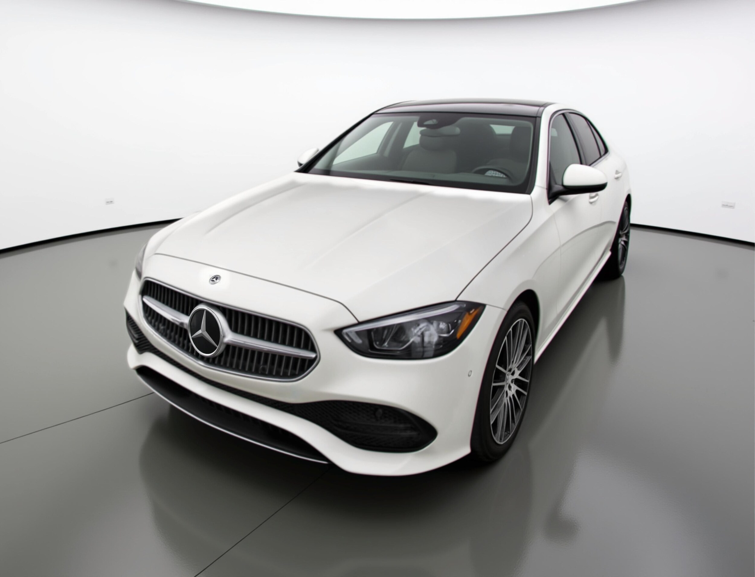 Thumbnail: 2024 Mercedes-Benz C-Class - 3