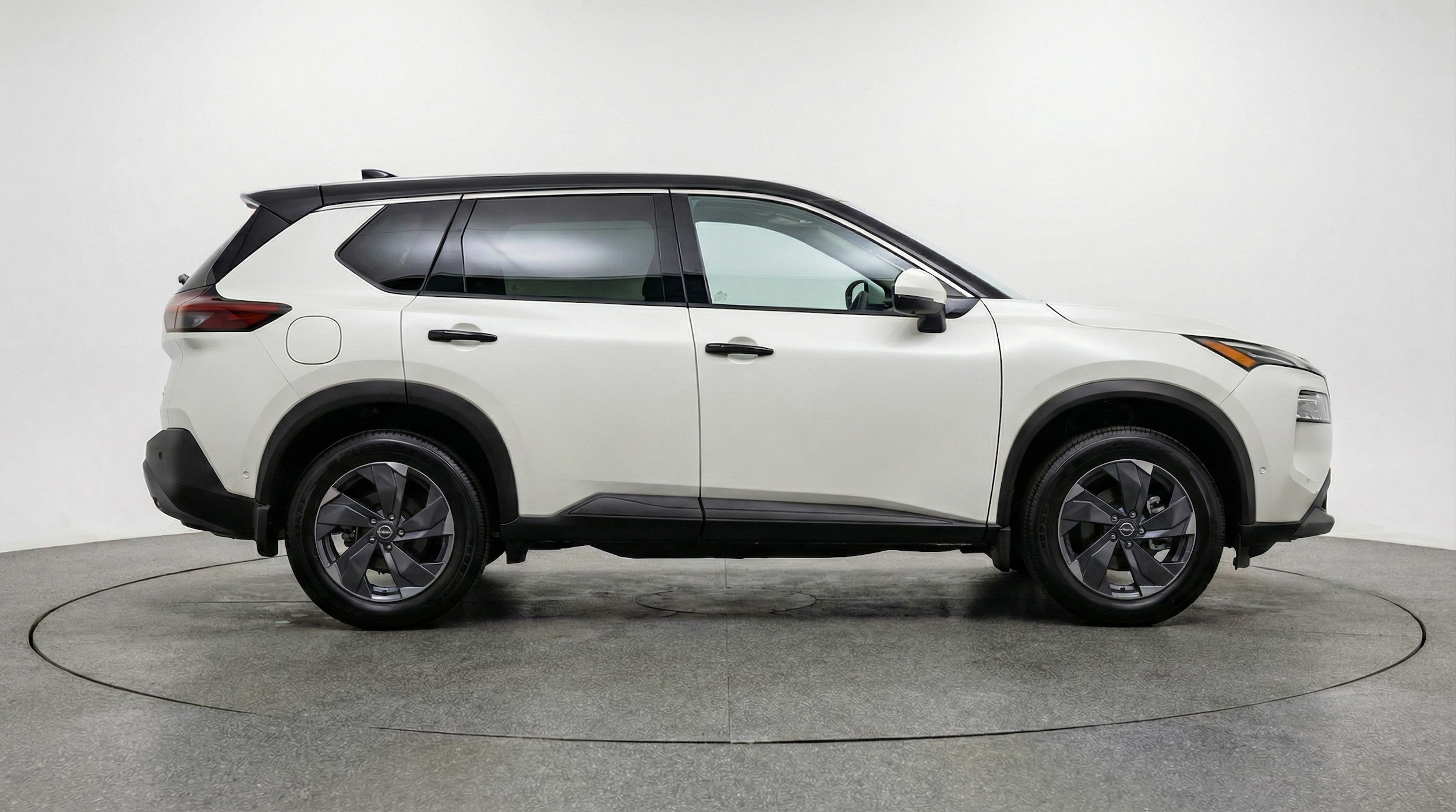 Thumbnail: 2025 Nissan Rogue - 8