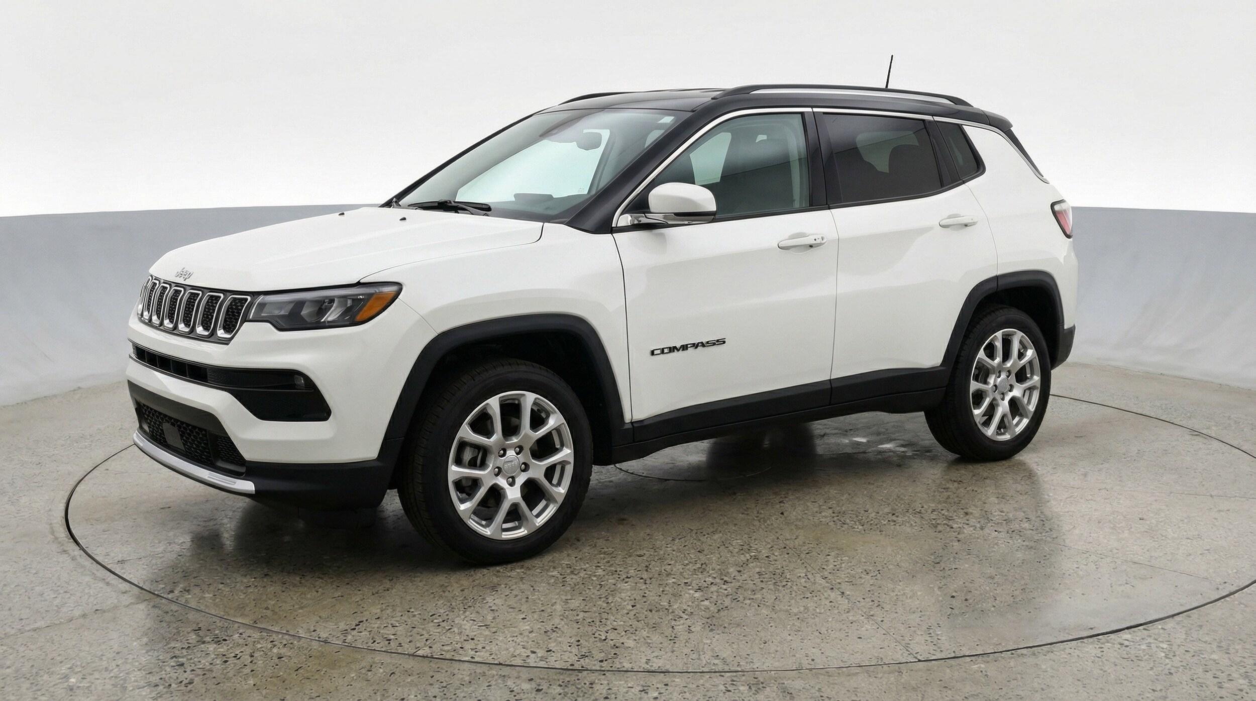 Thumbnail: 2025 Jeep Compass - 3
