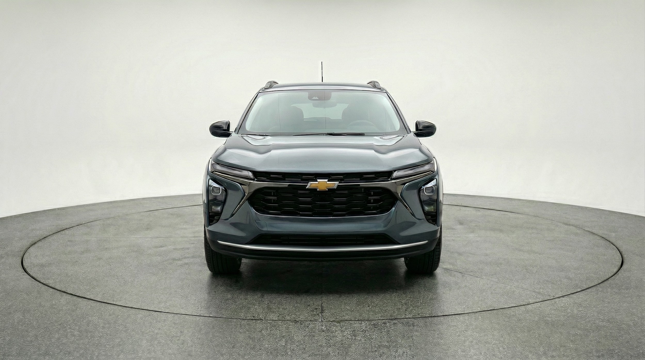 Thumbnail: 2025 Chevrolet Trax - 2