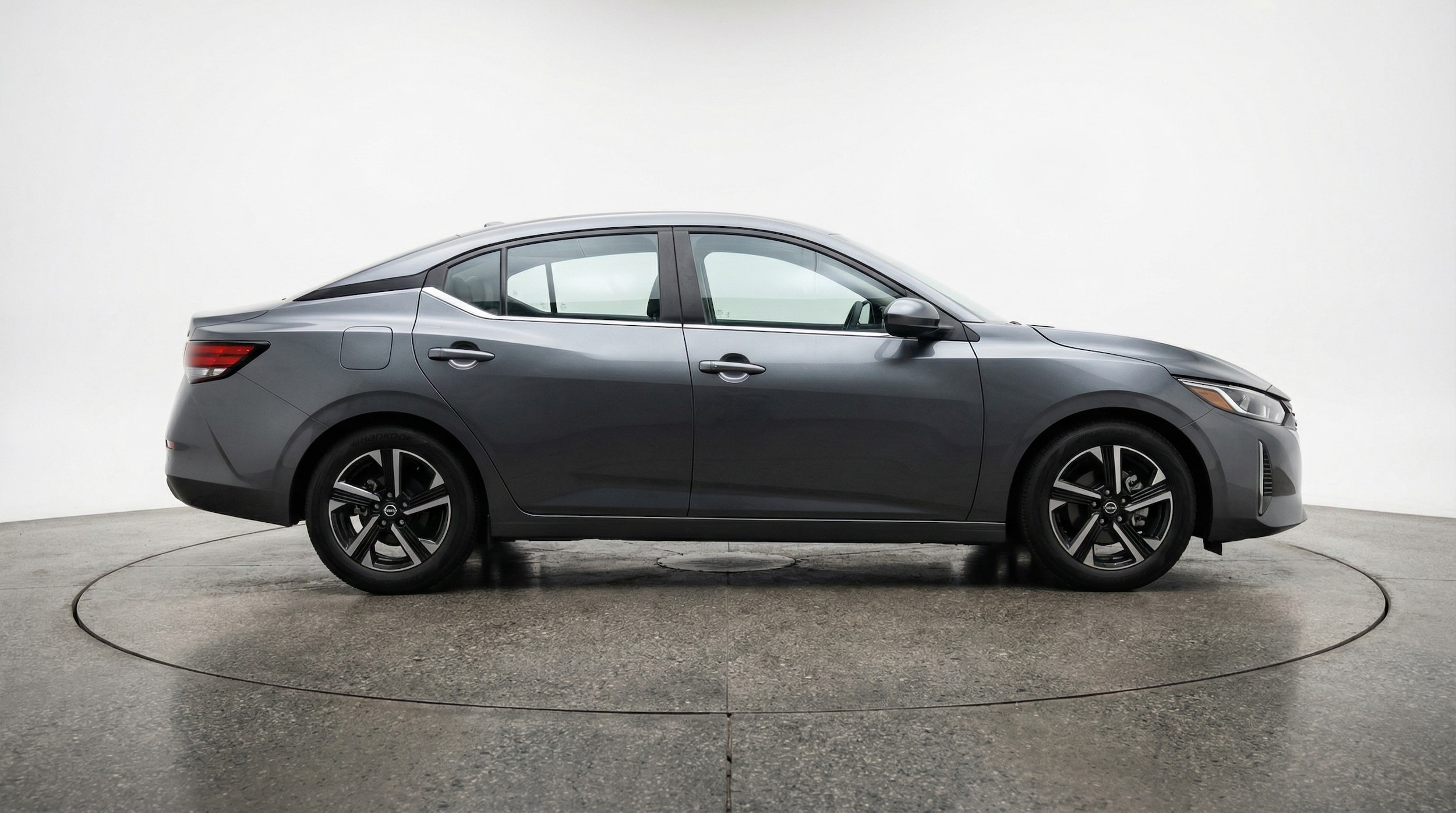 Thumbnail: 2025 Nissan Sentra - 8