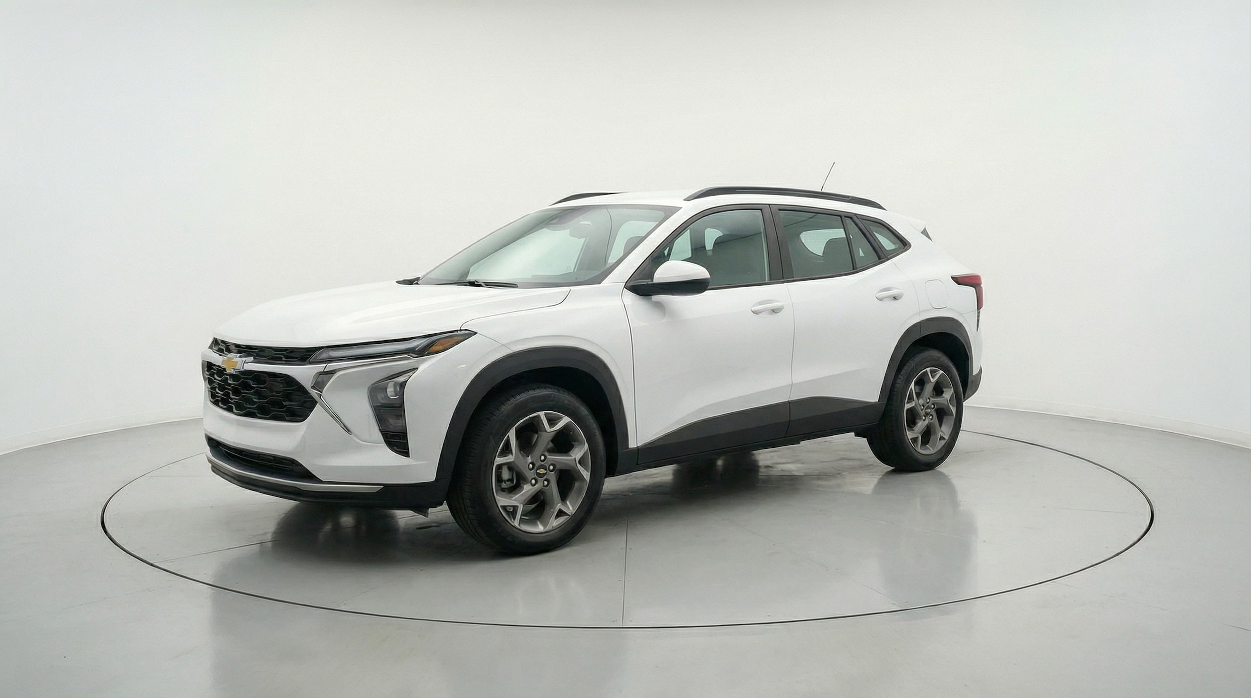 Thumbnail: 2025 Chevrolet Trax - 3