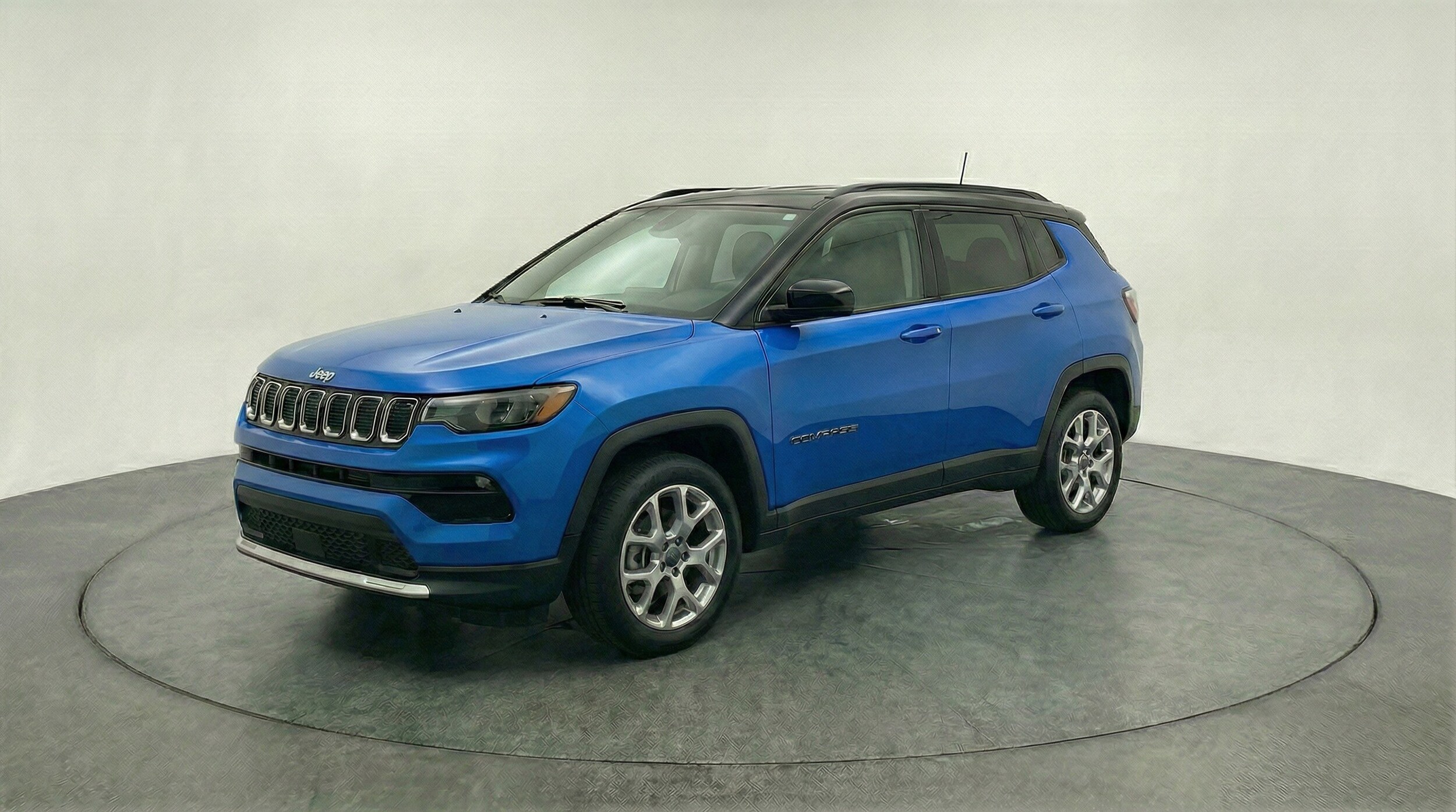 Thumbnail: 2025 Jeep Compass - 3