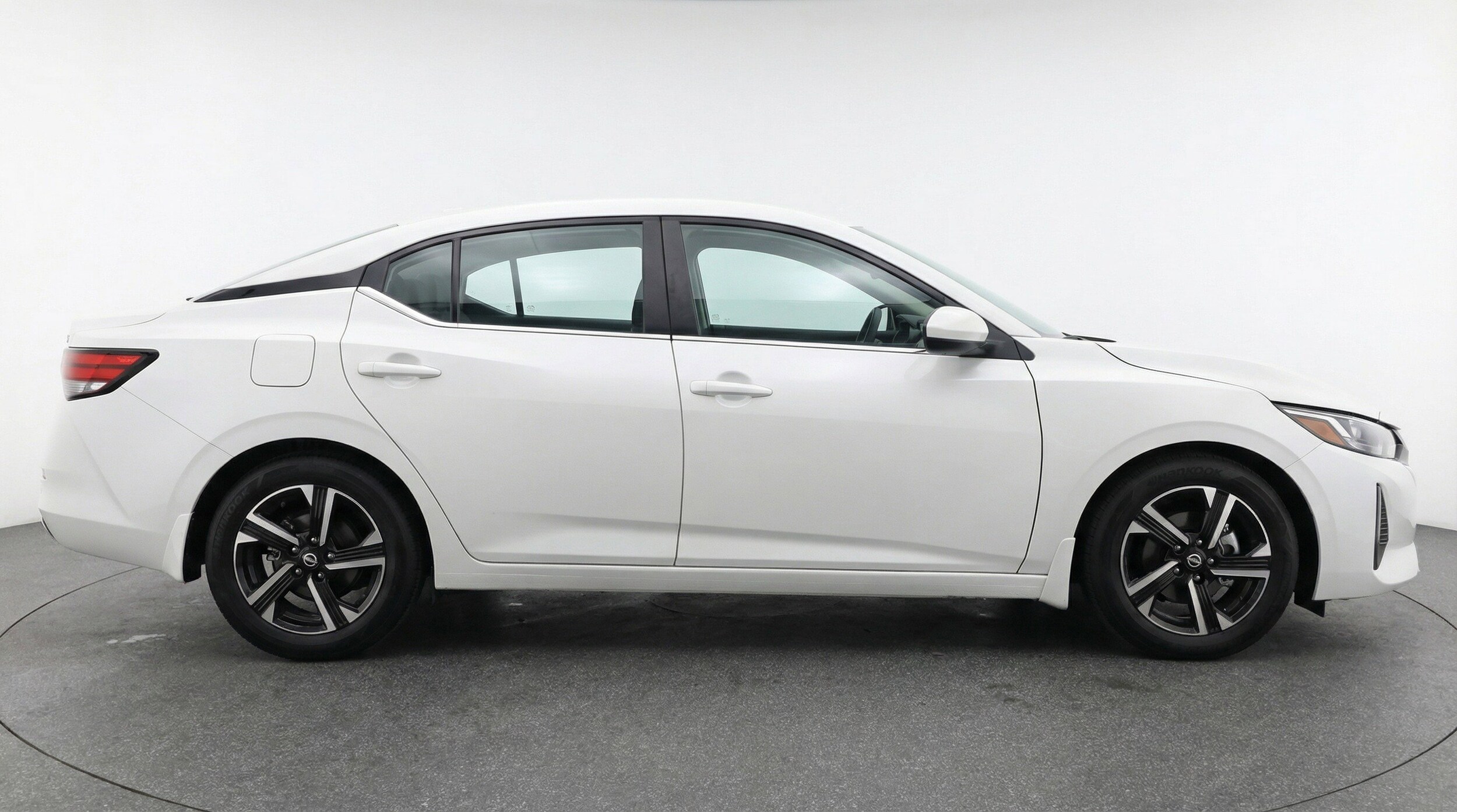 Thumbnail: 2025 Nissan Sentra - 11