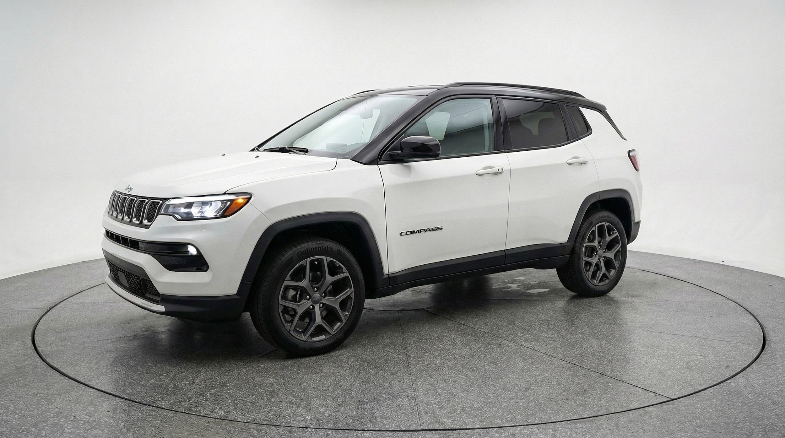 Thumbnail: 2025 Jeep Compass - 3