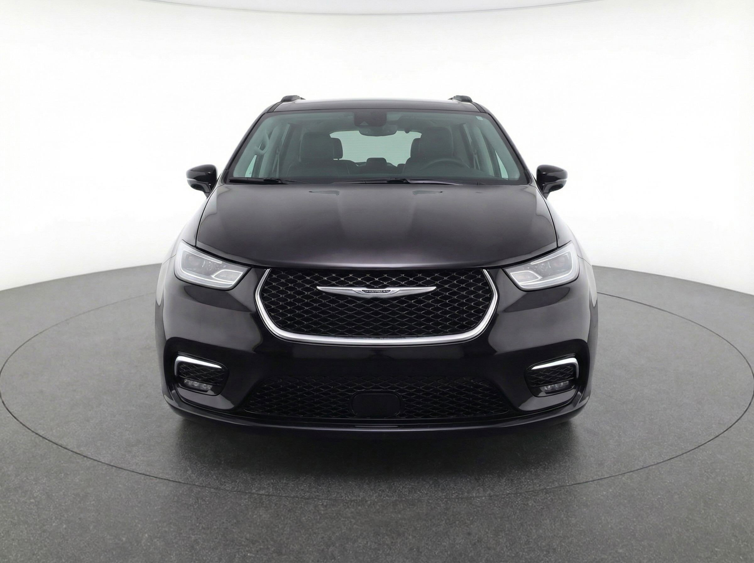 Thumbnail: 2023 Chrysler Pacifica - 2