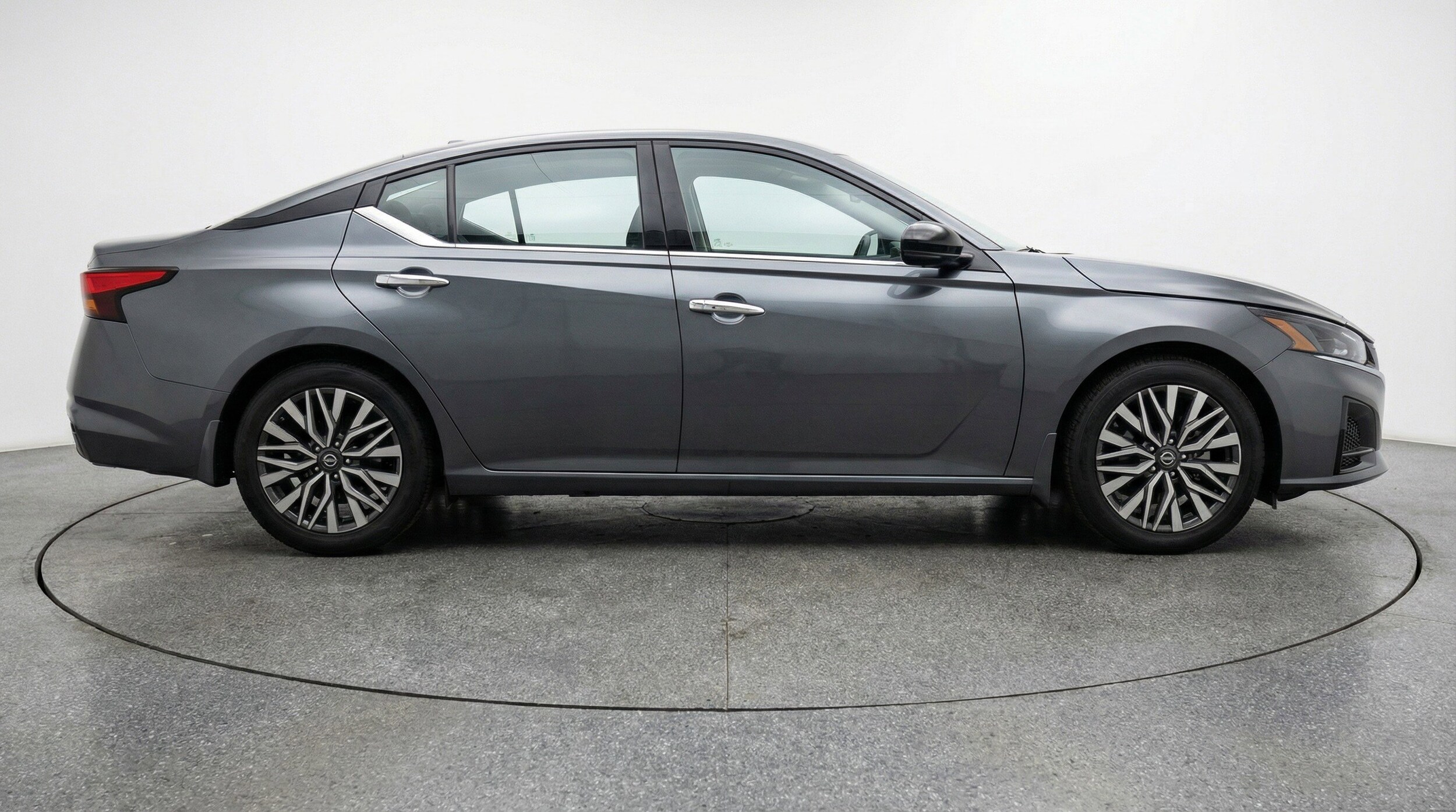 Thumbnail: 2025 Nissan Altima - 11